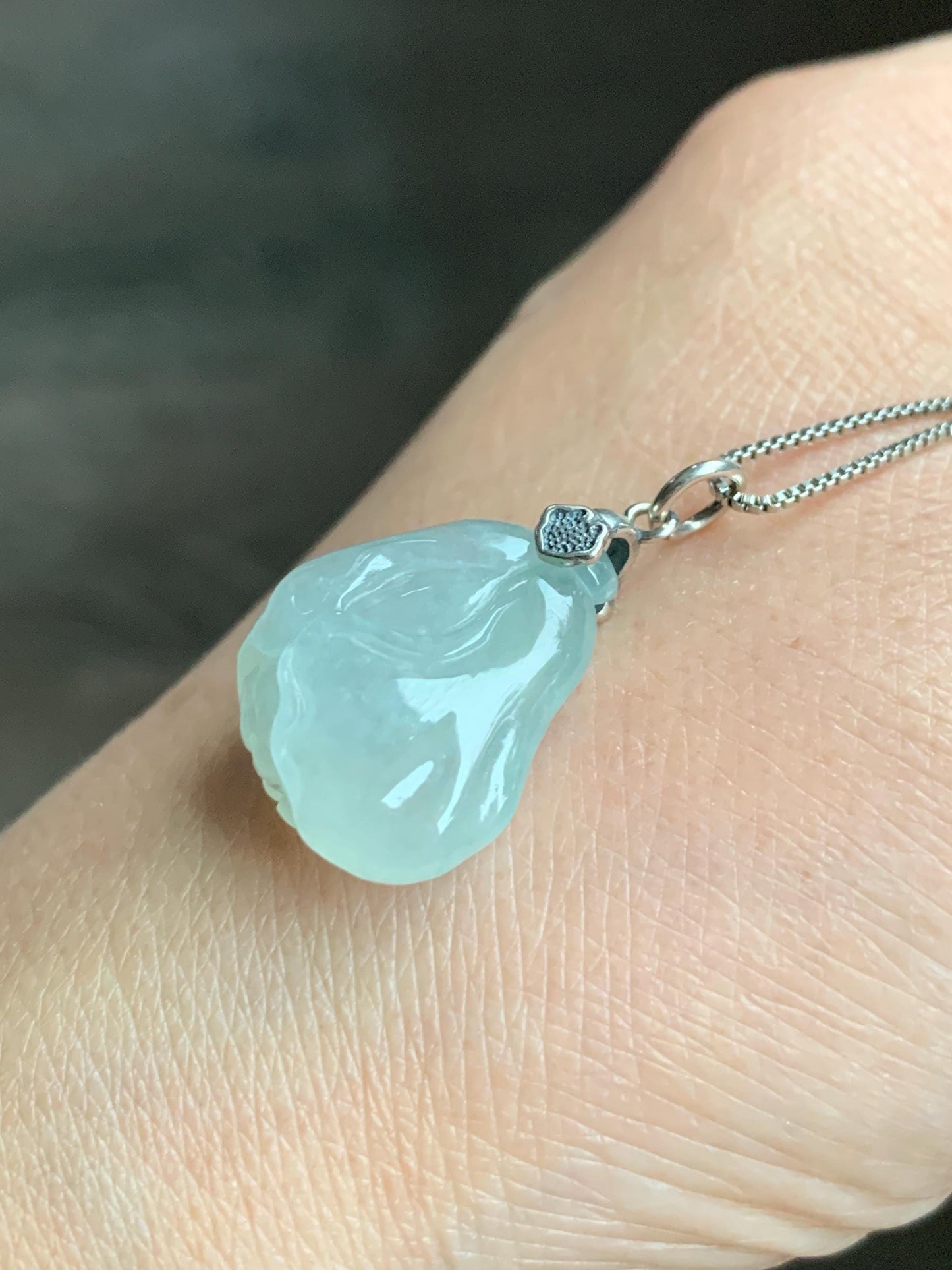 Natural Grade A Icy Translucent Gelatinous Pastel Green Jadeite Carved Cabbage Pendant Sterling Silver 5g 天然冰胶晴底翡翠白菜吊坠 MBC360