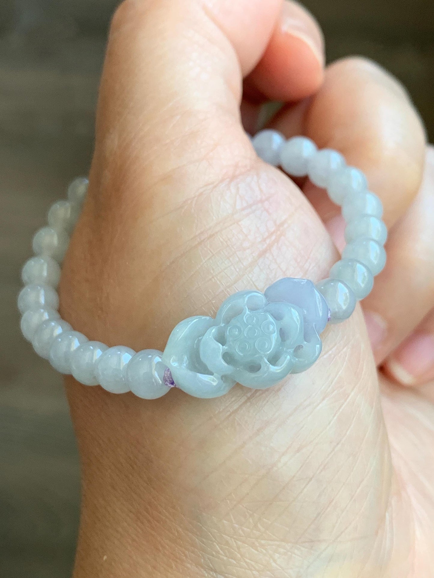 Natural Grade A Icy Translucent Gelatinous Pastel Purplish Blue Jade Jadeite Lotus Flower Beaded Bracelet 6.5" 11g 天然冰淡蓝紫底翡翠莲花圆珠手串 DLZ-B