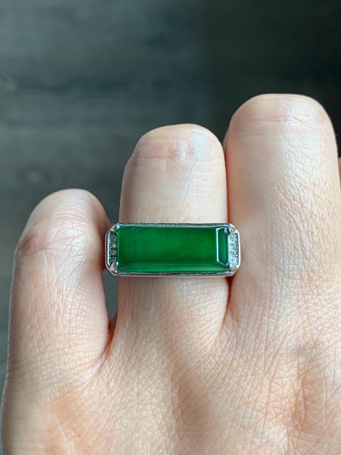 Natural Grade A Guatemalan Icy Translucent Vibrant Green Jadeite Saddle Ring Sterling Silver Size 8 US Adjustable 天然冰危绿翡翠马鞍银镶戒指 LMA220