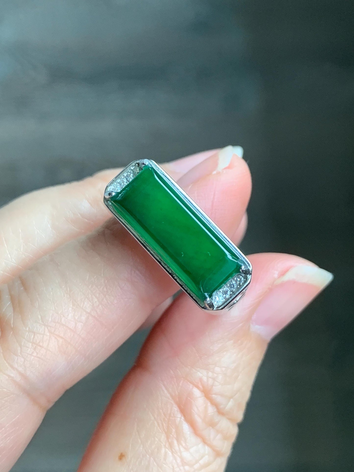 Natural Grade A Guatemalan Icy Translucent Vibrant Green Jadeite Saddle Ring Sterling Silver Size 8 US Adjustable 天然冰危绿翡翠马鞍银镶戒指 LMA220
