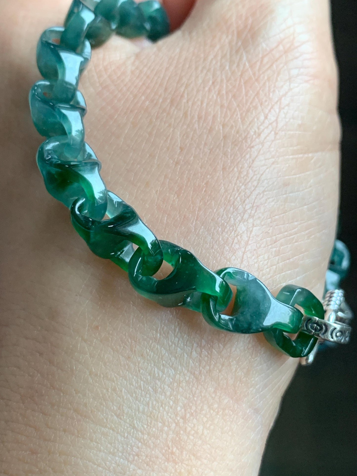 Certified Natural Guatemalan Icy Translucent Jadeite Carved Interlocking Dragon Bone Link Bracelet Sterling Silver 7.5” 天然冰胶危起光翡翠龙骨链手链 9960