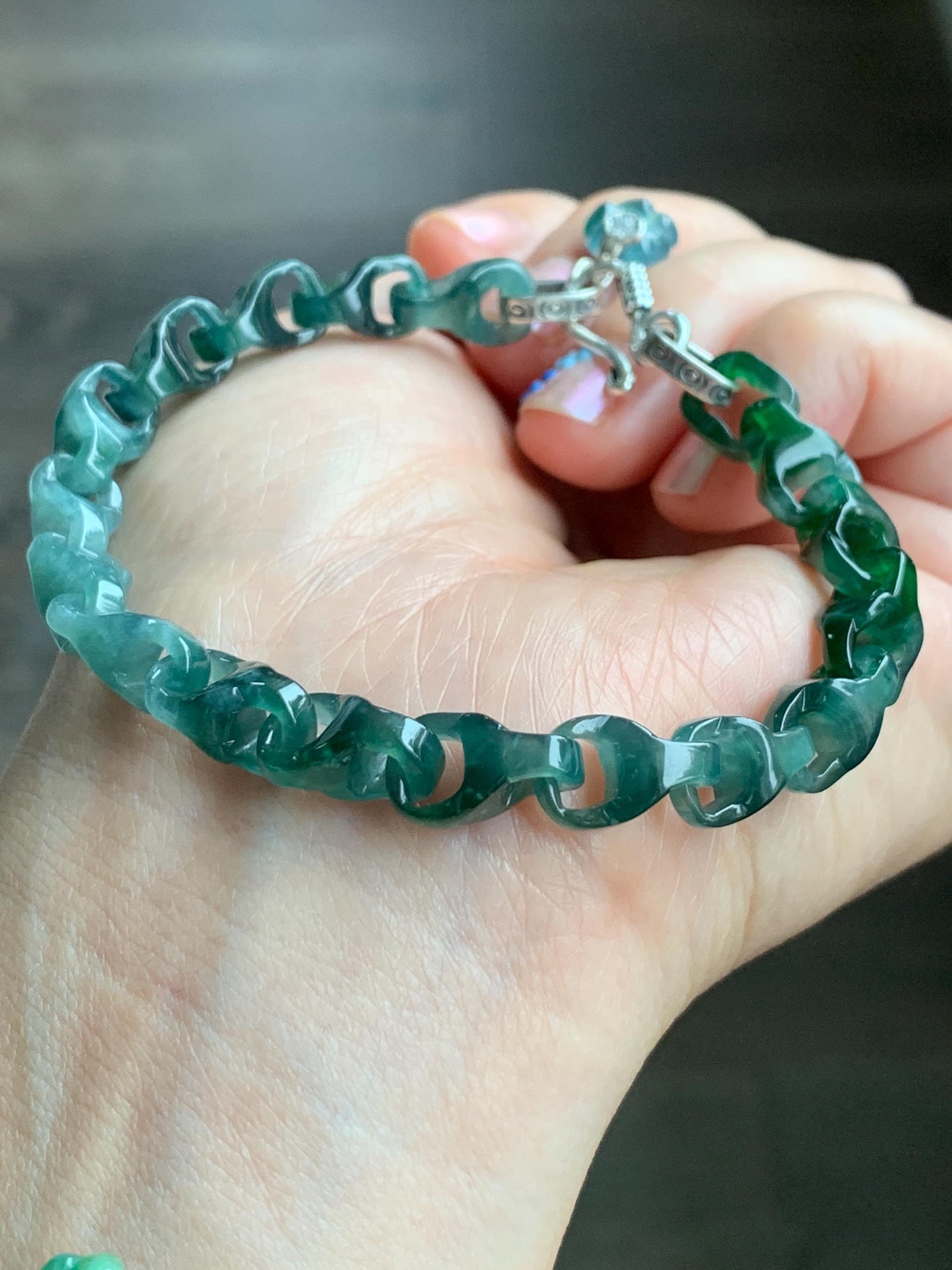 Certified Natural Guatemalan Icy Translucent Jadeite Carved Interlocking Dragon Bone Link Bracelet Sterling Silver 7.5” 天然冰胶危起光翡翠龙骨链手链 9960