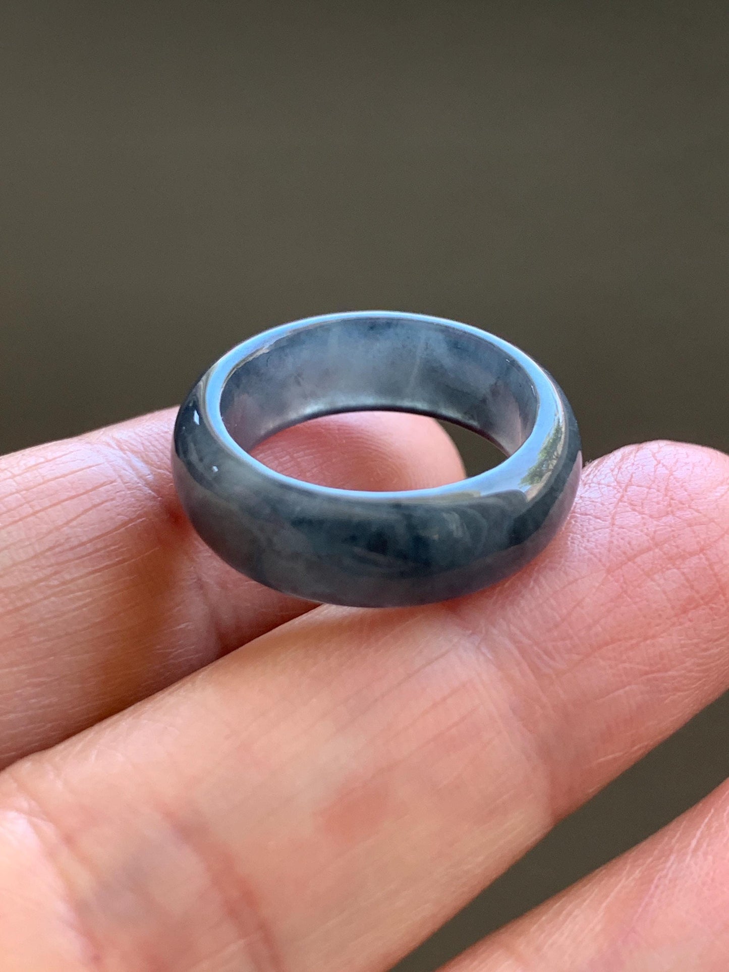 Natural Grade A Guatemalan Icy Translucent Gelatinous Dark Wuji Jade Jadeite Band Ring Size 4.75 US 天然冰胶危乌鸡翡翠戒圈 WWJ150A