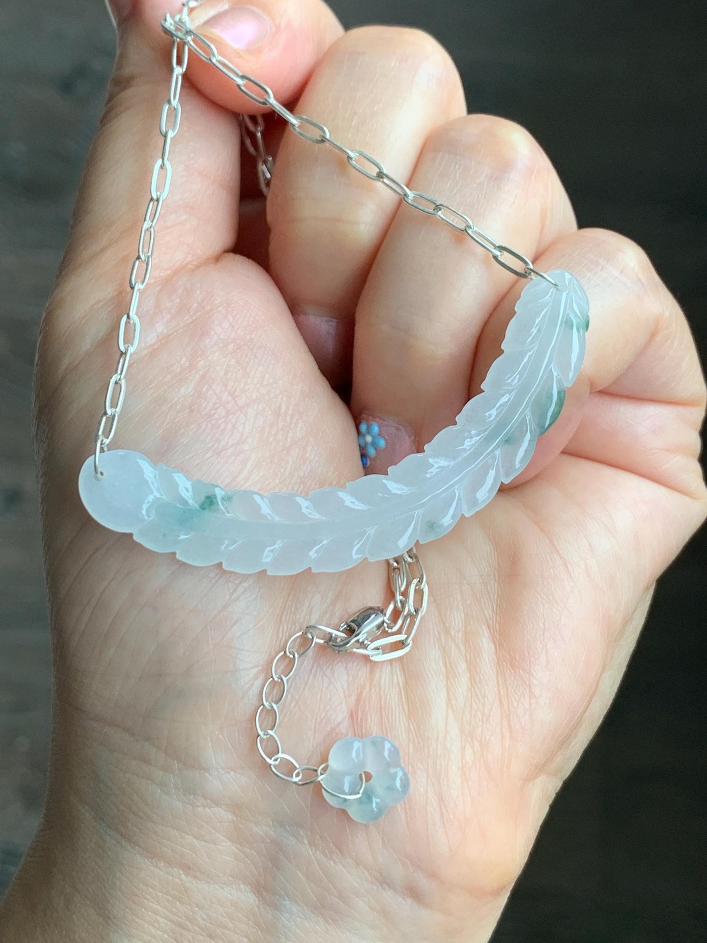 Natural Grade A Icy Highly Translucent Green Marbled Jadeite Crescent Feather Pendant 999 Sterling Silver Necklace 天然冰胶飘花翡翠羽毛玉横足银项链 MPH335