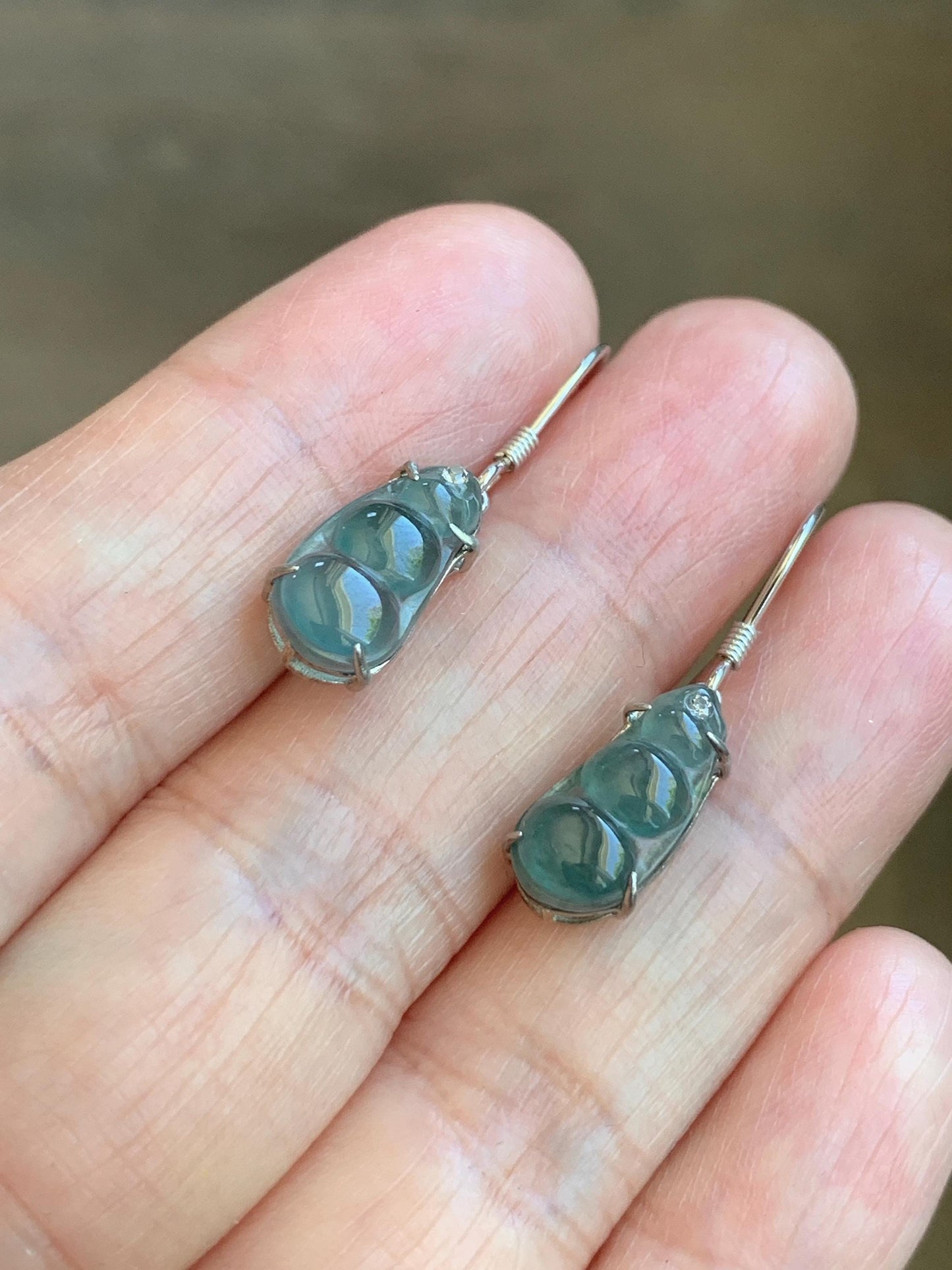 Natural Grade A Guatemalan Icy Highly Translucent Teal Blue Jadeite Petite Peapod Dangle Earrings Sterling Silver 天然冰危蓝翡翠福豆银耳钩 WXD55