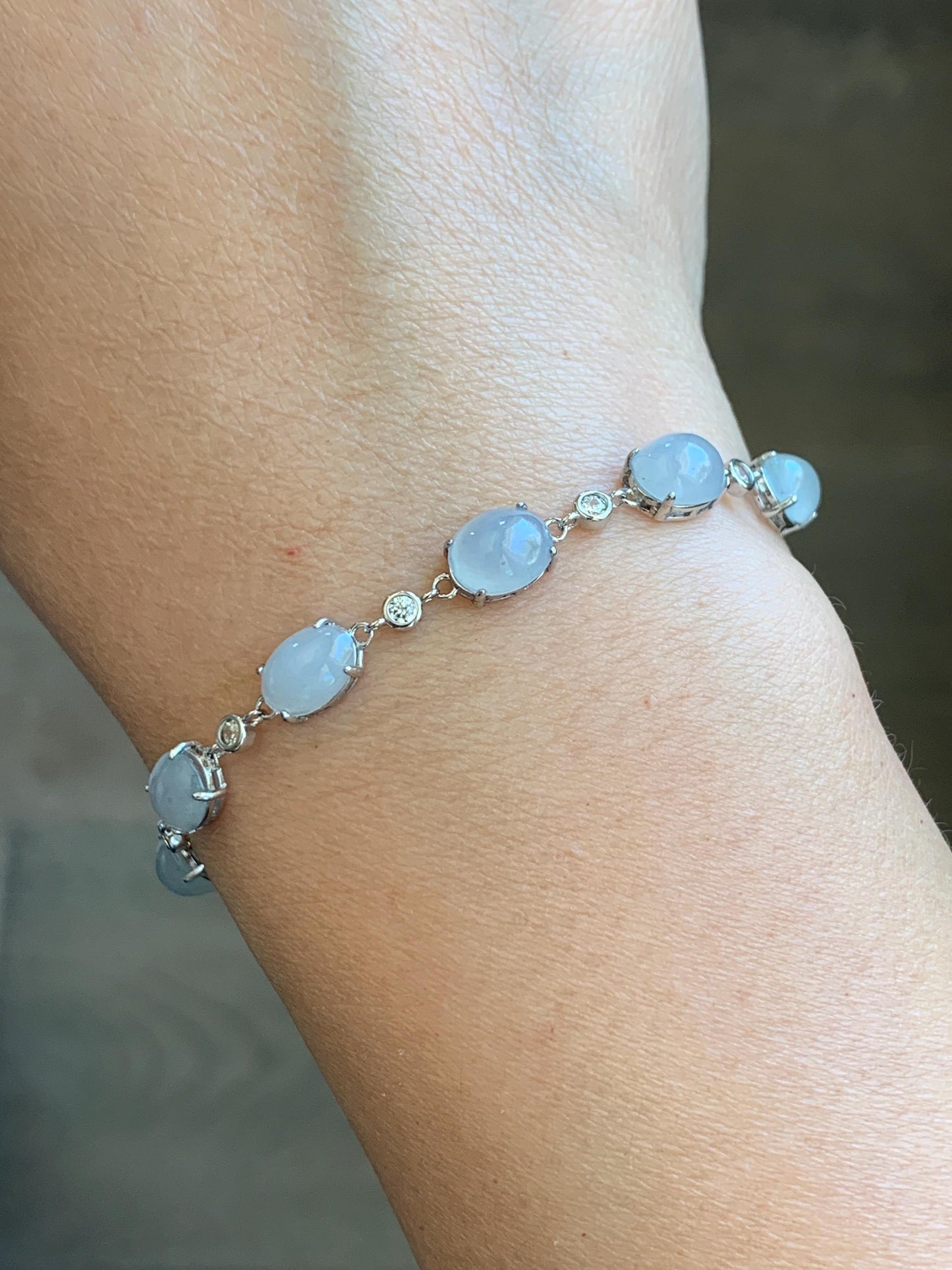 Natural Grade A Icy Translucent Gelatinous Pastel Purple Jadeite Link Chain Bracelet Sterling Silver 6.5”-7.75” 4g 天然冰浅紫底翡翠蛋面银镶手链 MDZL120