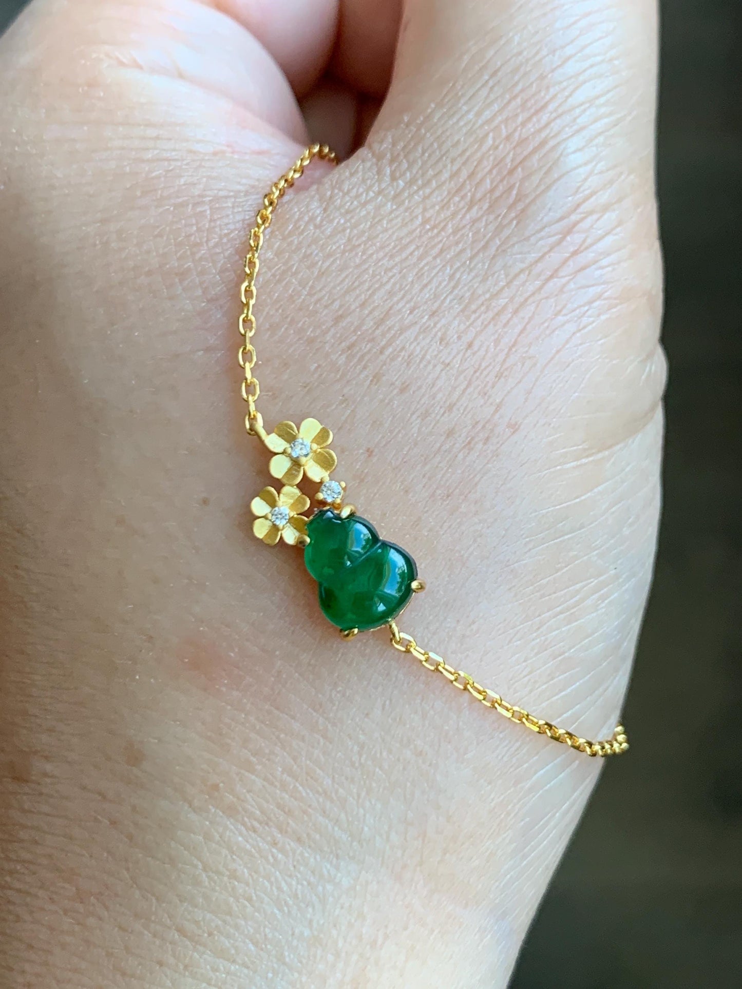 Natural Grade A Guatemalan Icy Translucent Vibrant Green Gourd Hulu Jadeite Flower Chain Bracelet Sterling Silver 6.5" 天然冰危绿翡翠葫芦梅花银手链 HGG160