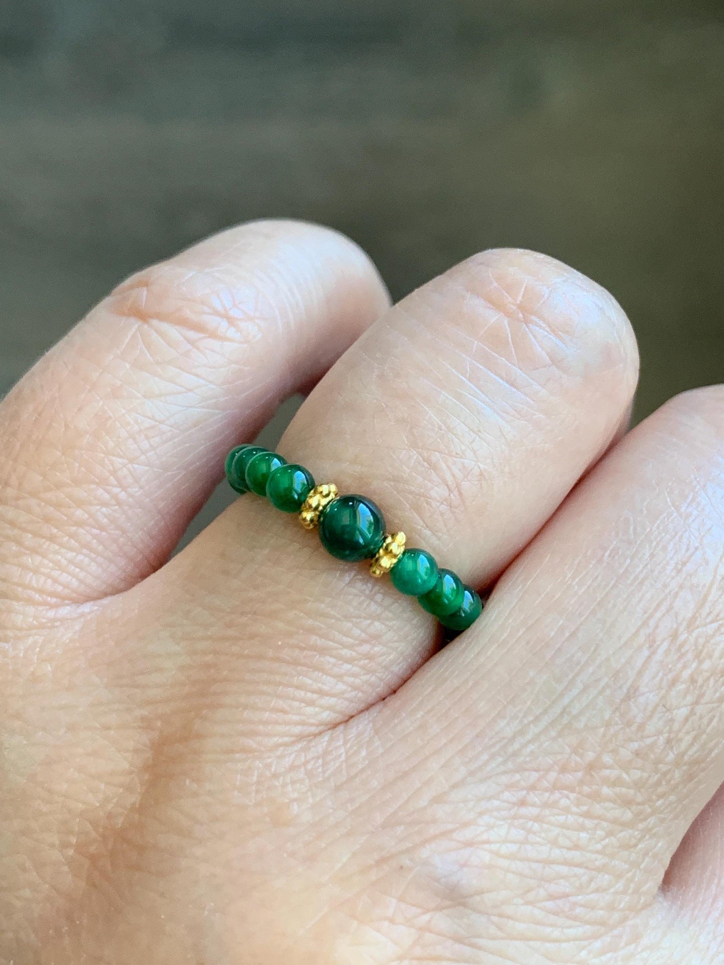 Natural Guatemalan Icy Translucent Vibrant Green Jade Jadeite Petite Beads Sterling Silver Beaded Band Ring Size 7 US 天然冰危绿翡翠小珠戒圈 WLJ-Z