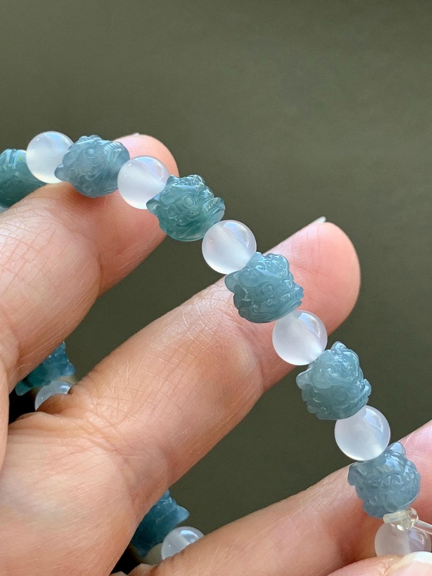 Natural Grade A Guatemalan Icy Translucent Gelatinous Blue Jadeite Carved Dancing Lion Heads Beaded Bracelet 6.5” 13g 天然冰危篮翡翠醒狮珠手串 XSZ440