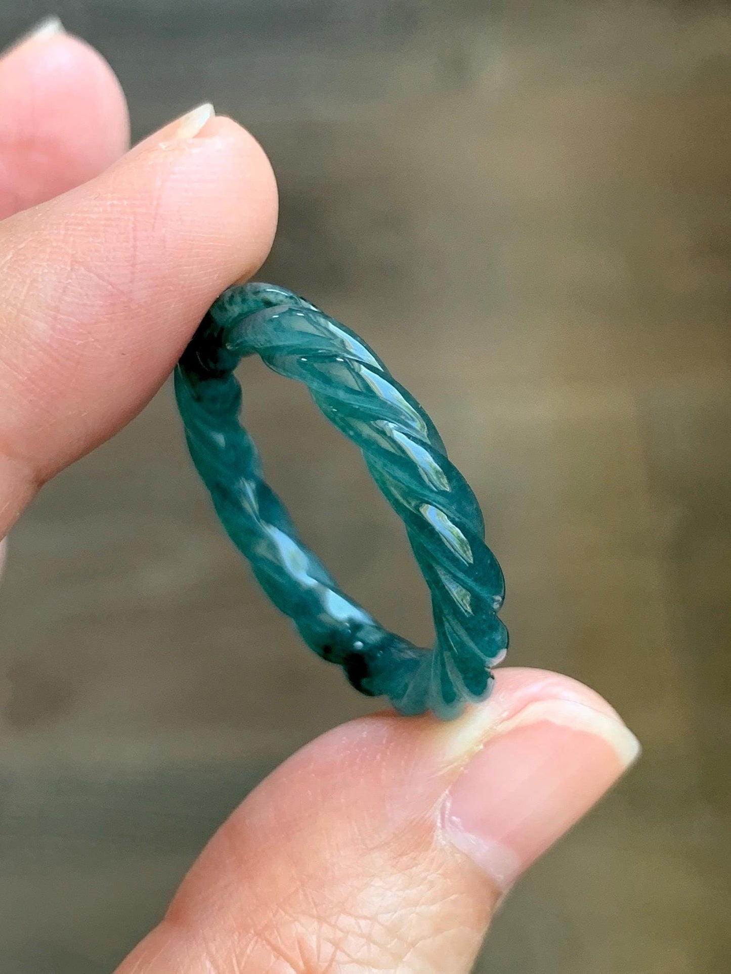 Natural Grade A Guatemalan Icy Translucent Gelatinous Dark Teal Blue Jadeite Carved Braid Band Ring Size 11.5 US 3g 天然冰胶危蓝水翡翠麻花戒圈 WMH60C