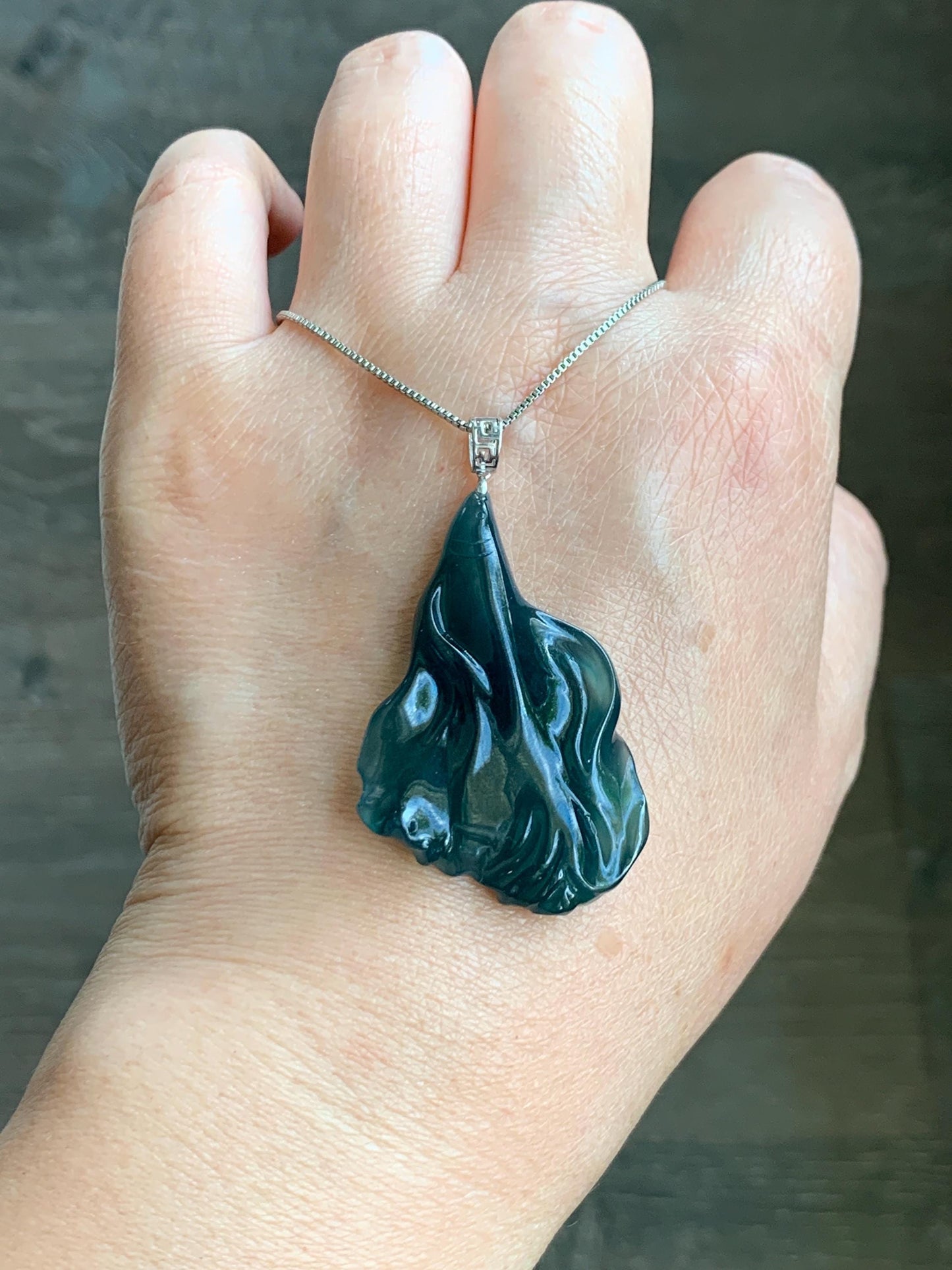 Natural Grade A Guatemalan Icy Translucent Gelatinous Old Mine Dark Teal Blue Jadeite Fish Pendant 18K White Gold 10g 天然老种冰胶危深蓝翡翠鱼镶嵌吊坠 WLDY