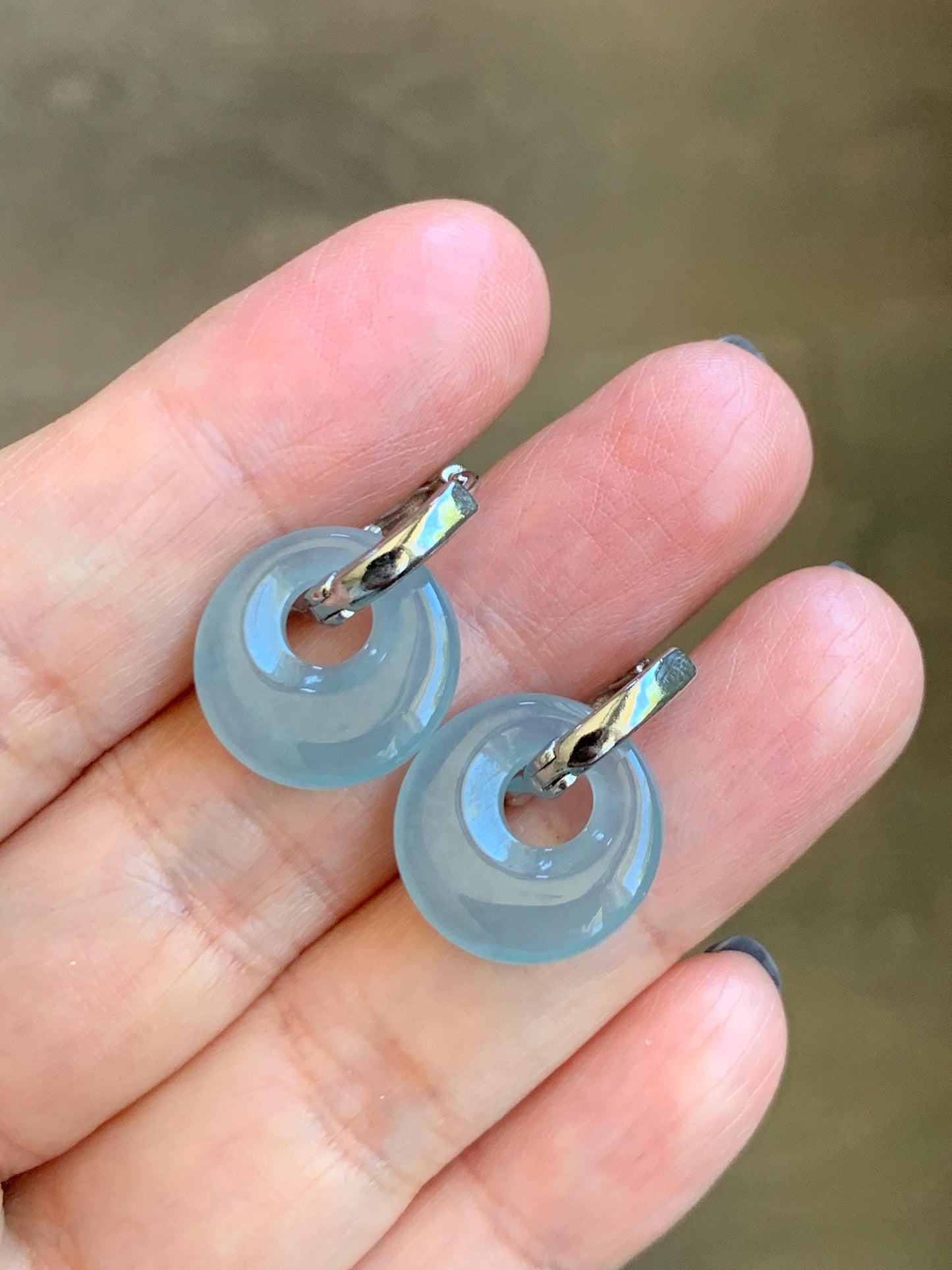 Natural Grade A Guatemalan Icy Highly Translucent Aegean Blue Jade Jadeite Bead Sphere Pendant Sterling Silver 天然冰危牛仔蓝翡翠单珠镶嵌吊坠 NZL180
