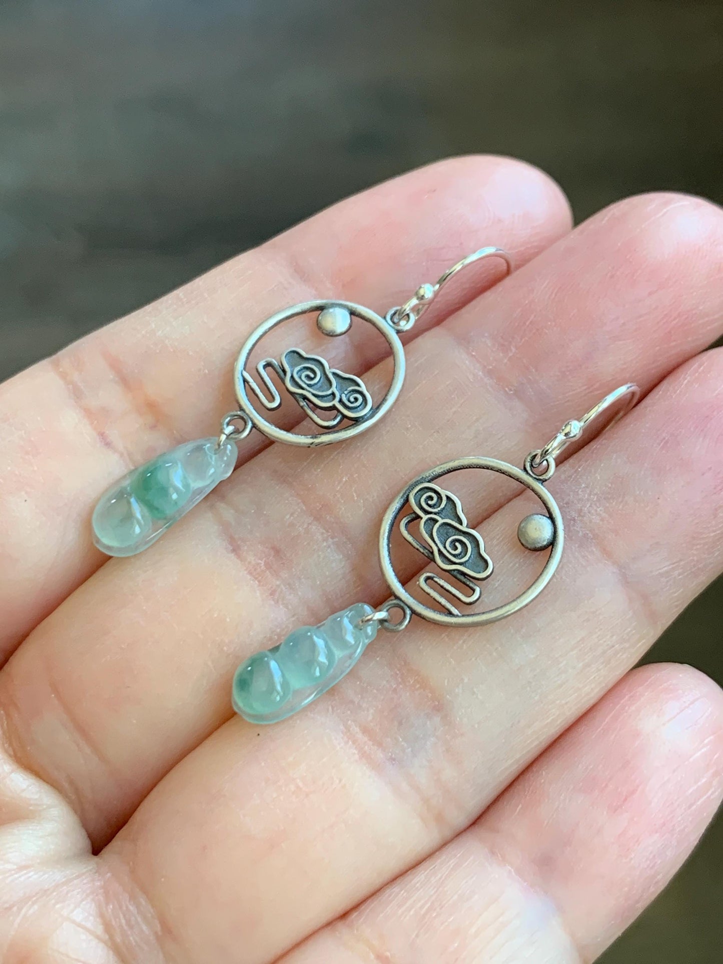 Natural Grade A Icy Highly Translucent Green Marbled Jadeite Carved Petite Peapod Dangle Earrings Sterling Silver 天然冰晴飘绿花翡翠福豆银耳钩 MPFD69