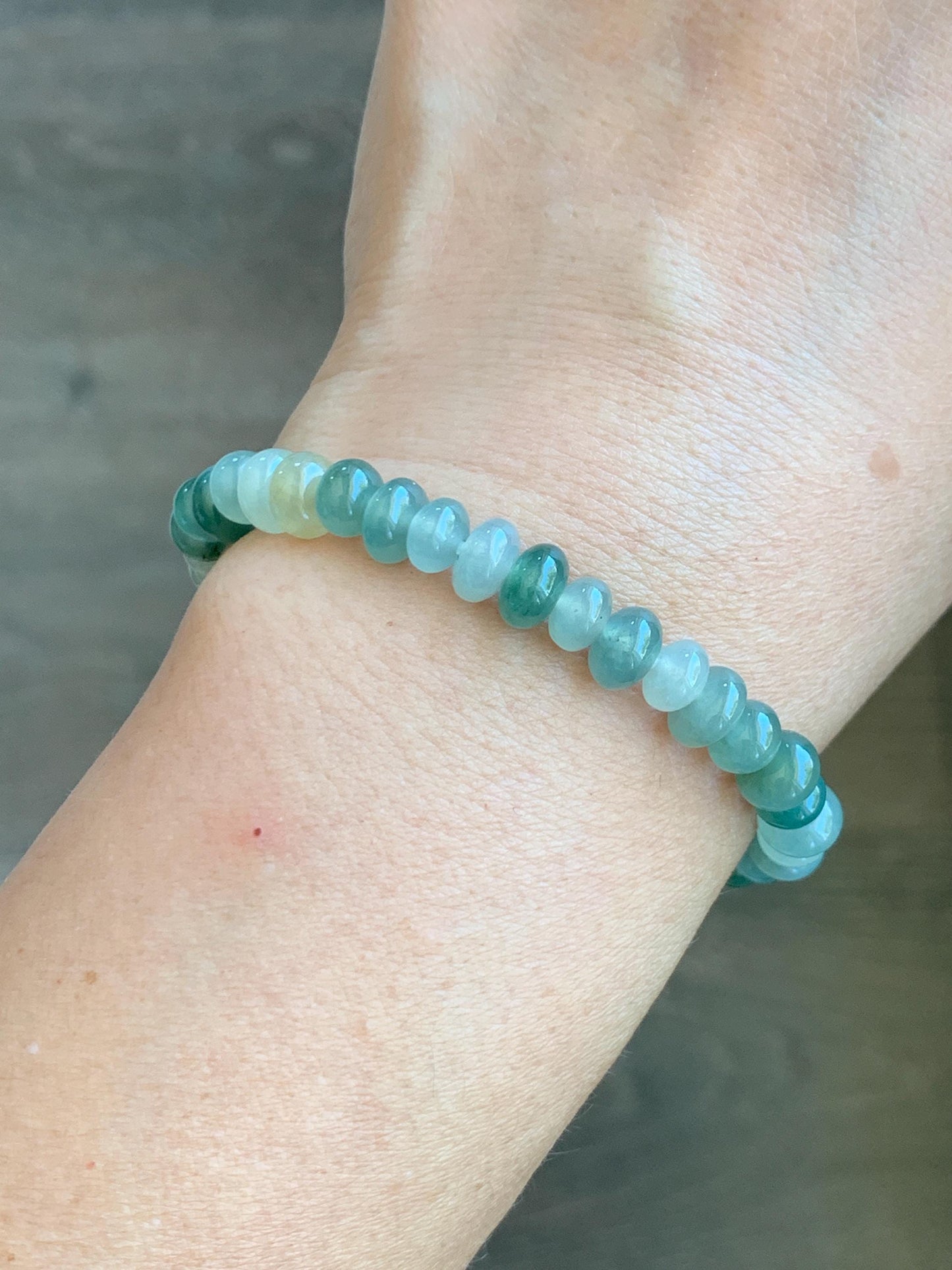 Natural Grade A Icy Translucent Gelatinous Light Green Jade Jadeite Drum Beads Beaded Bracelet 6.25" 14g 天然冰多宝翡翠鼓珠手串 LDB132