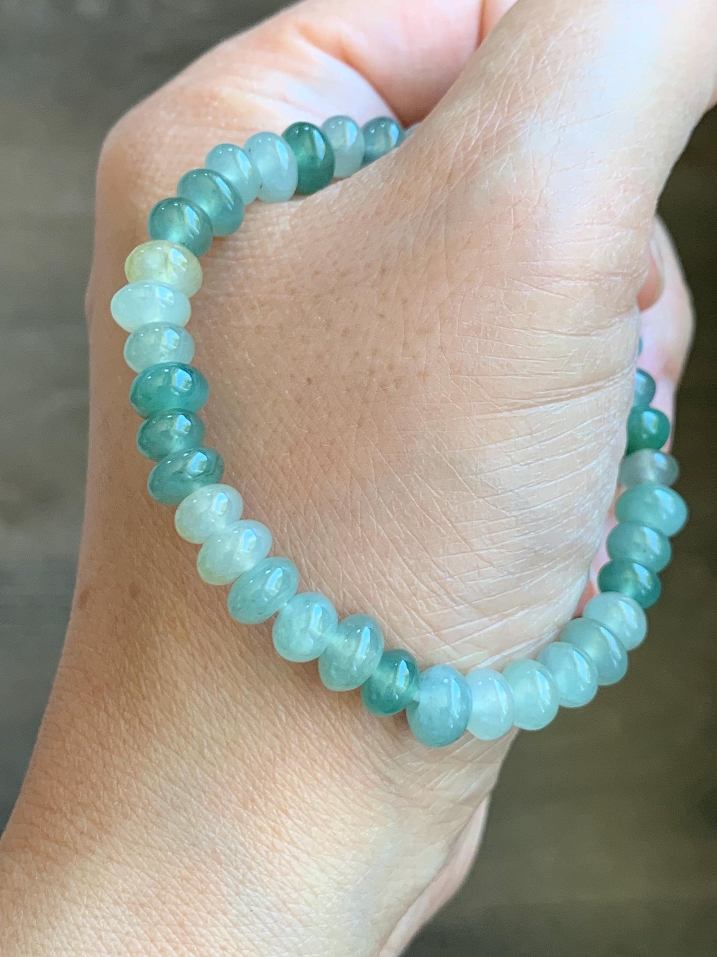 Natural Grade A Icy Translucent Gelatinous Light Green Jade Jadeite Drum Beads Beaded Bracelet 6.25" 14g 天然冰多宝翡翠鼓珠手串 LDB132