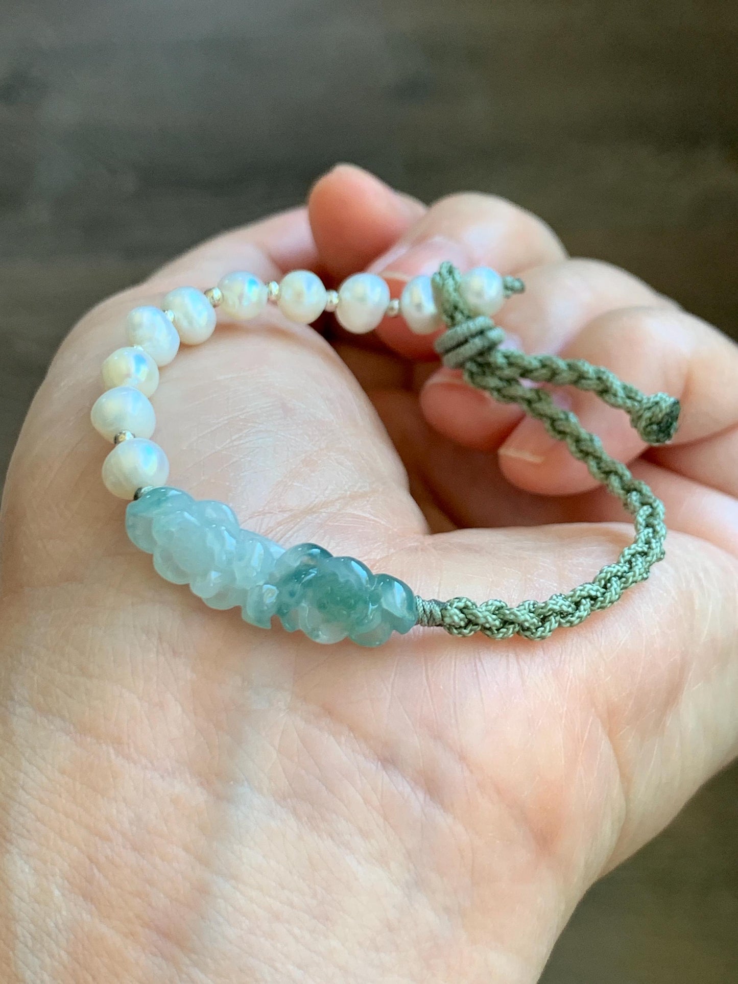 Natural Grade A Icy Translucent White Green Marbled Jadeite Double Lotus Flower Freshwater Pearls Rope Bracelet 7" 天然白冰飘绿花翡翠双莲花珍珠手绳 SLH130G