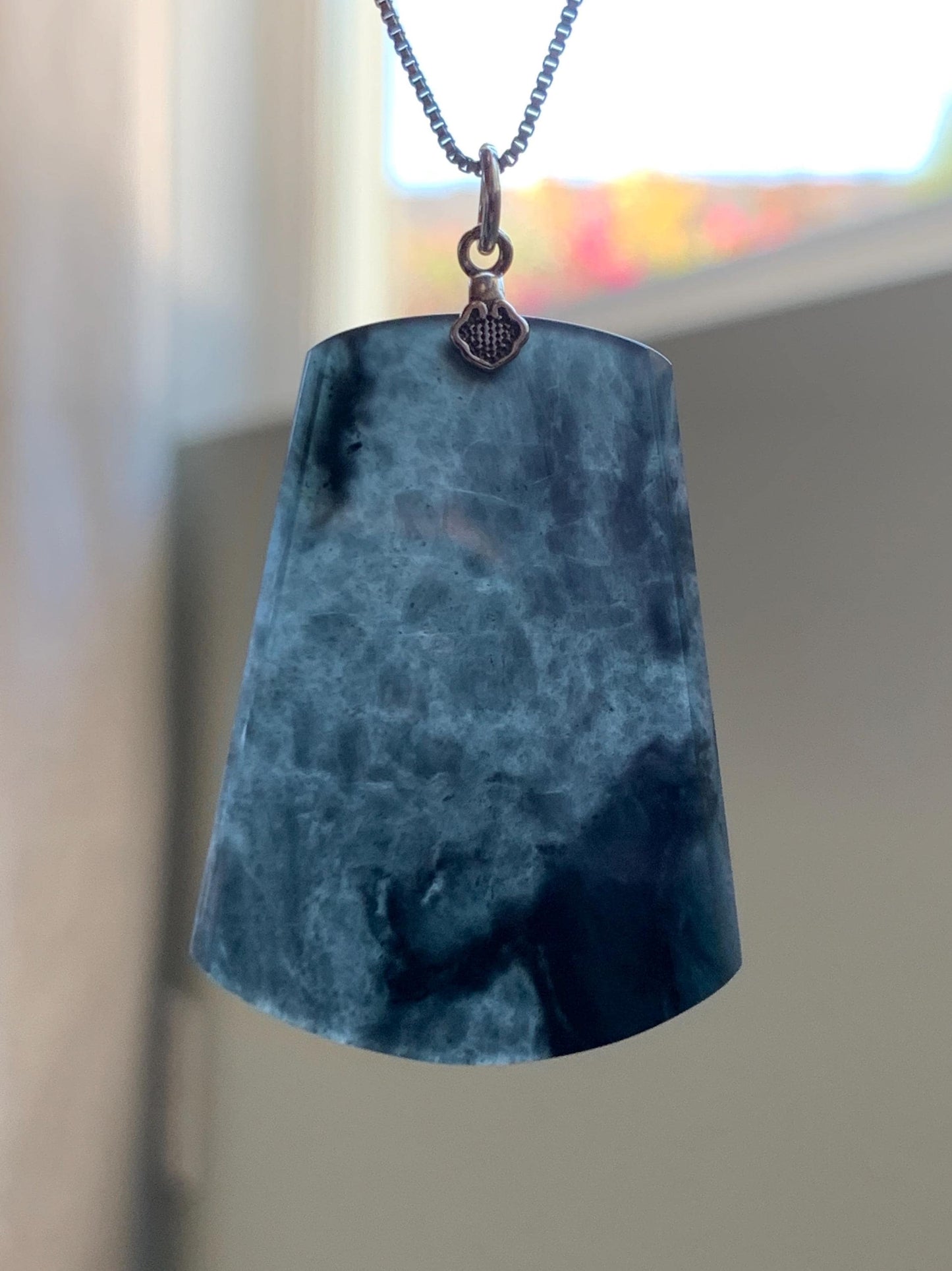 Natural Grade A Guatemalan Icy Highly Translucent Wuji Jadeite Round Disc Wu Shi Pai Amulet Pendant Sterling Silver 10g 天然冰危乌鸡翡翠无事牌吊坠 WWJ-F