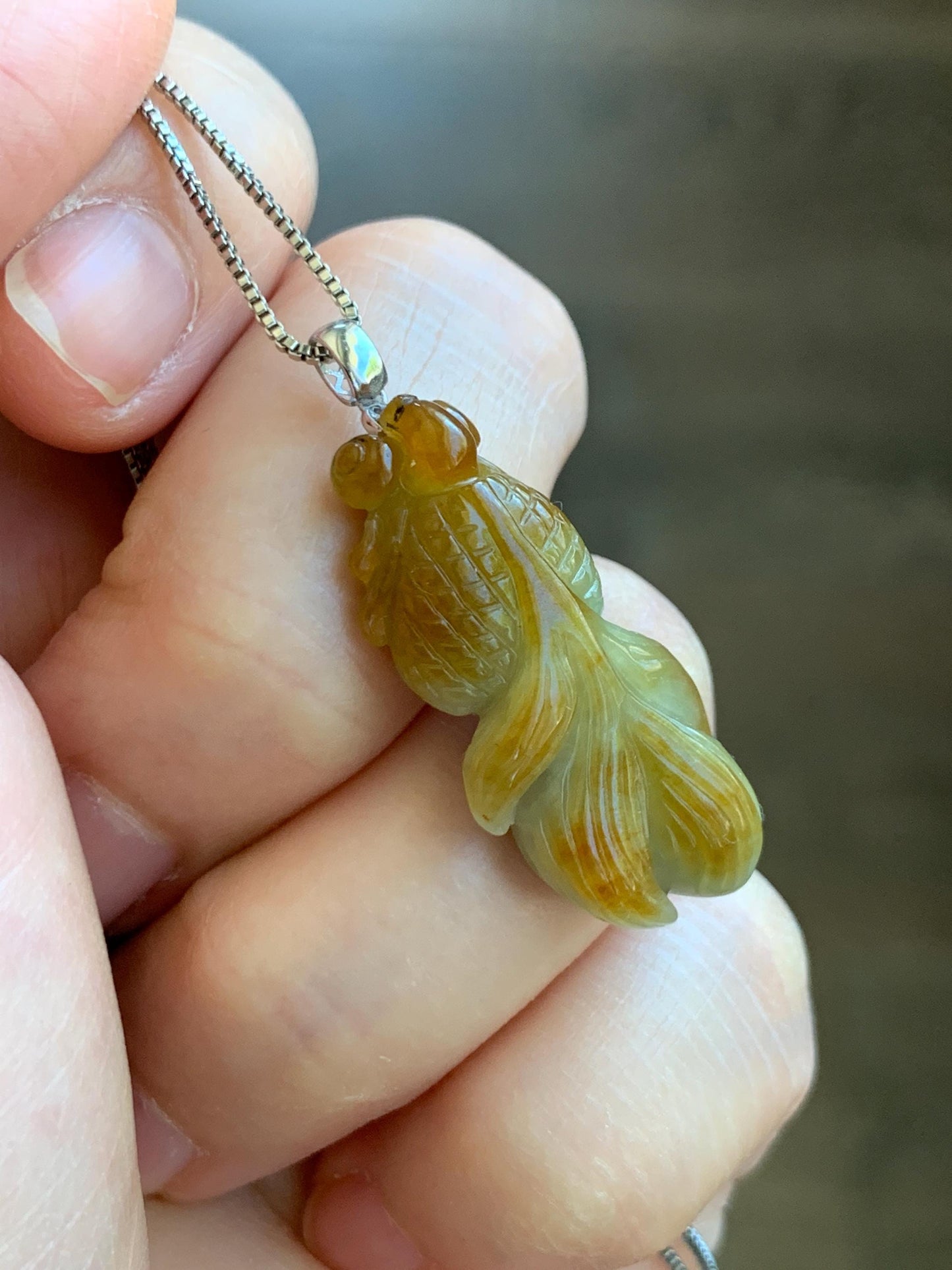 Natural Grade A Icy Translucent Yellow Marbled Jade Jadeite Carved Goldfish Pendant 18K White Gold 6g 天然黄翡翠金鱼金扣头吊坠 MJY100A