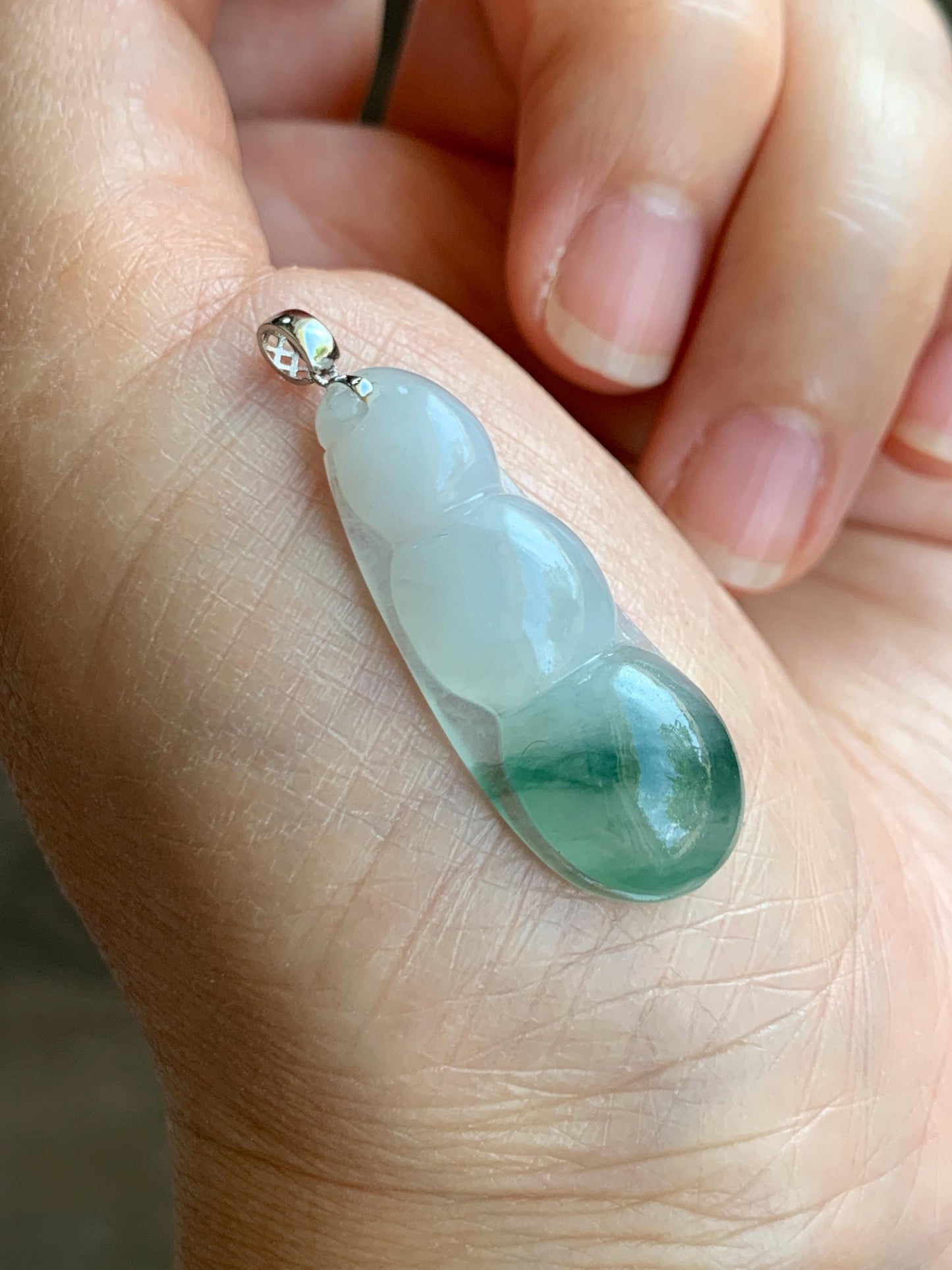 Natural Grade A Icy Translucent Gelatinous Light Green Marbled Jadeite Carved Lucky Peapod Pendant 18K White Gold 5g 天然白冰飘花翡翠福豆镶嵌吊坠 PHFD143