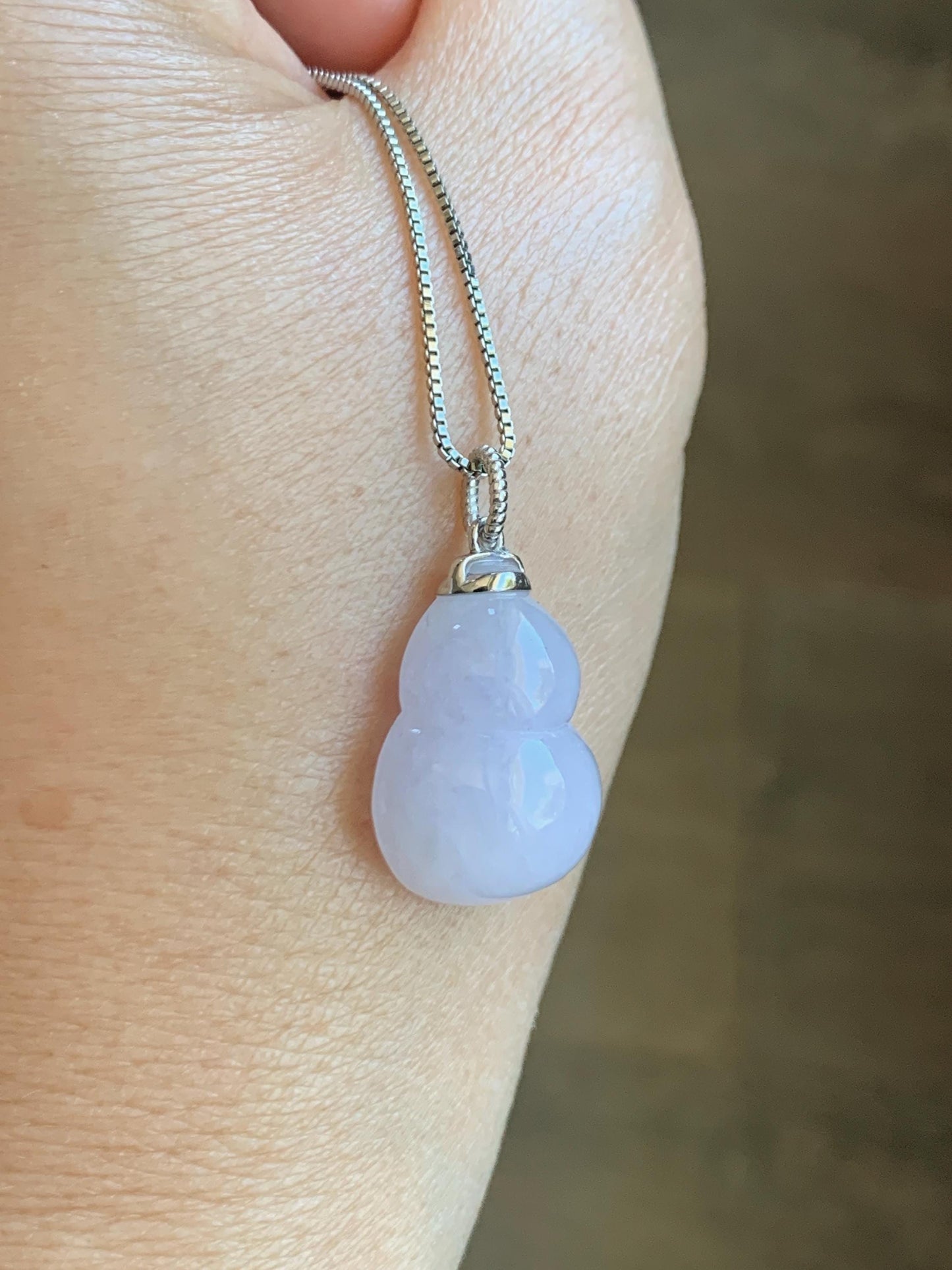 Certified Natural Grade A Icy Translucent Gelatinous Pastel Purple Jadeite Large Gourd Hulu Pendant 14K White Gold 天然老种冰淡紫翡翠葫芦镶嵌吊坠 9433