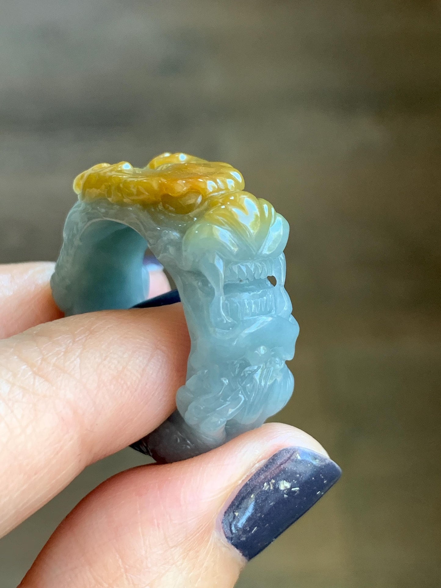 Natural Grade A Guatemalan Icy Translucent Dusty Blue Yellow Marbled Jadeite Carved Dragon Band Ring size 9.5 US 天然冰危浅蓝飘黄翡翠盘龙戒圈戒指扳指 TSW150