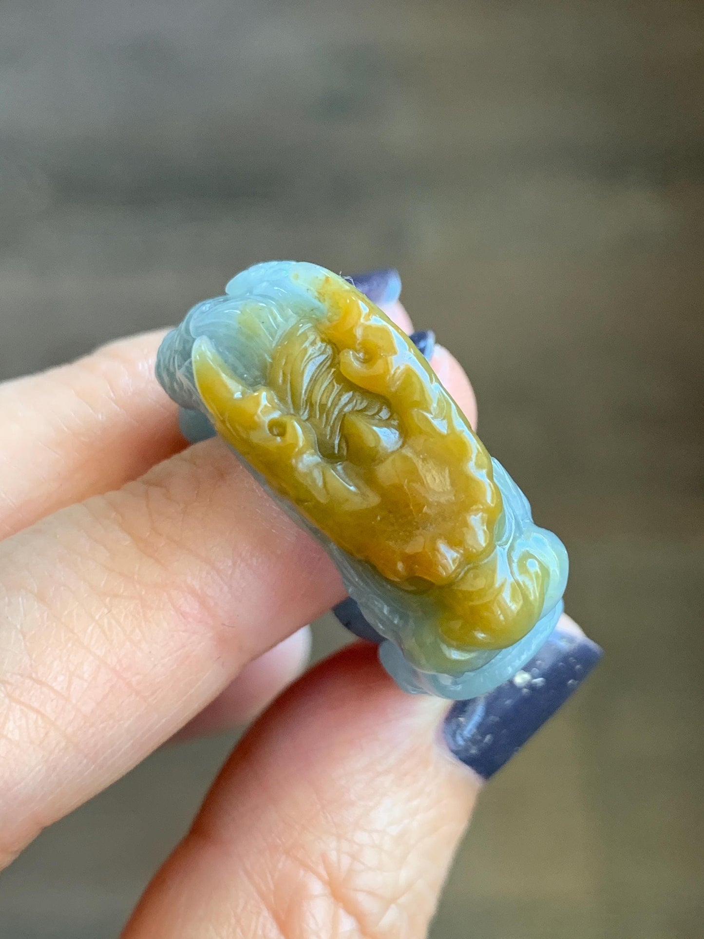 Natural Grade A Guatemalan Icy Translucent Dusty Blue Yellow Marbled Jadeite Carved Dragon Band Ring size 9.5 US 天然冰危浅蓝飘黄翡翠盘龙戒圈戒指扳指 TSW150