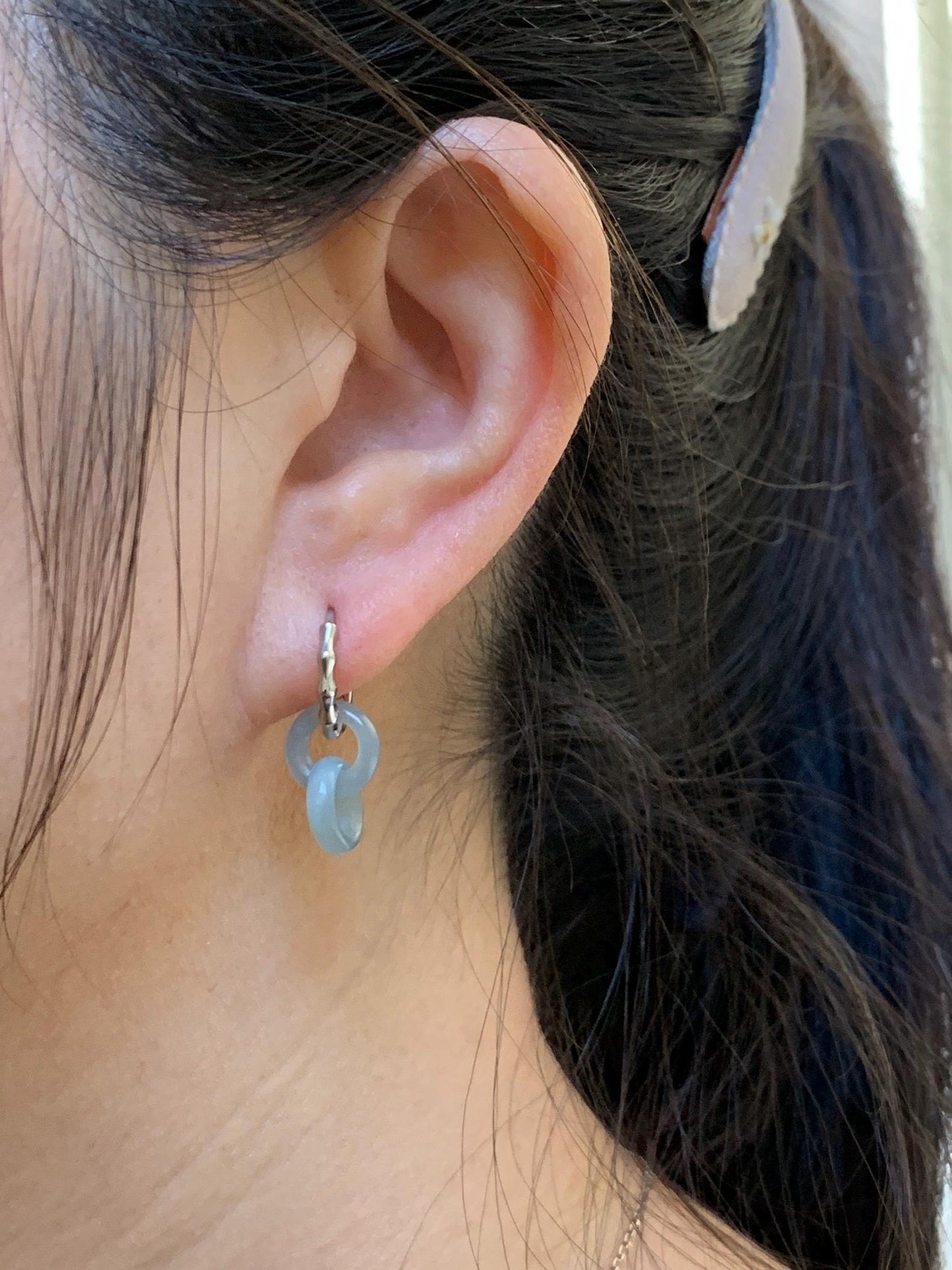 Natural Grade A Guatemalan Icy Translucent Pastel Dusty Blue Jadeite Interlocking Rings Hoop Earrings White Gold Plated 天然冰危淡蓝翡翠环环相扣耳包 HHZ76