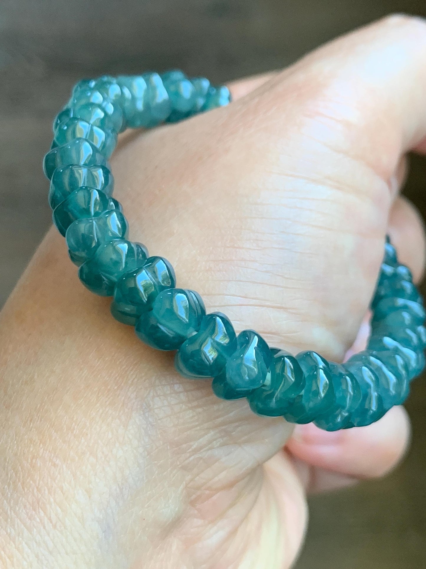 Natural Grade A Icy Translucent Gelatinous Jade Jadeite Carved Osmanthus Flower Beads Beaded Bracelet 6.75” 23g 天然冰胶危蓝翡翠桂花珠手串 WLGH308