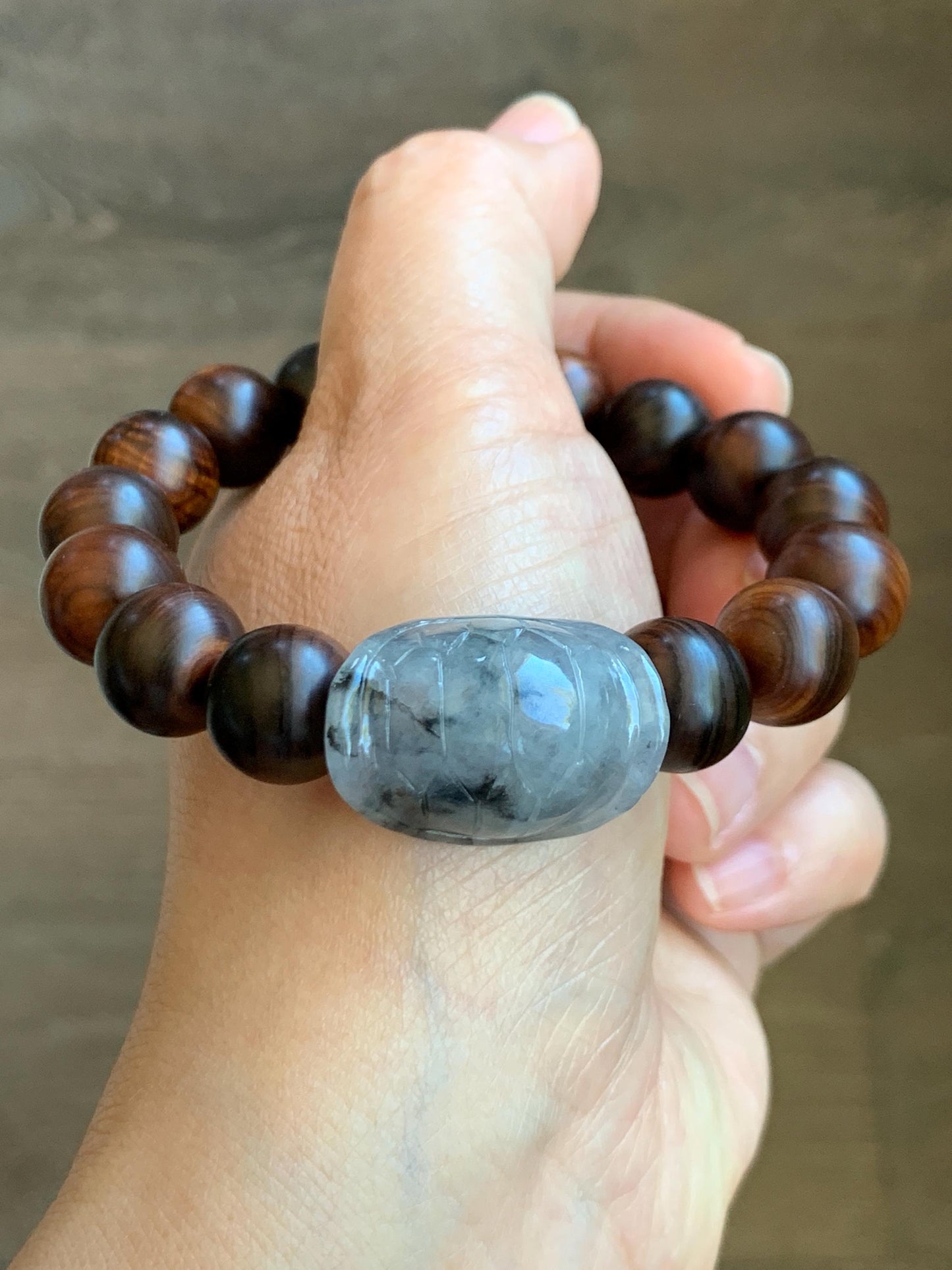 Natural Grade A Icy Translucent Wuji Jade Jadeite Carved Turtle Shell Wood Beads Beaded Bracelet 7.25” 22g 天然冰胶乌鸡翡翠龟壳富甲天下木珠手串 FJZ-B
