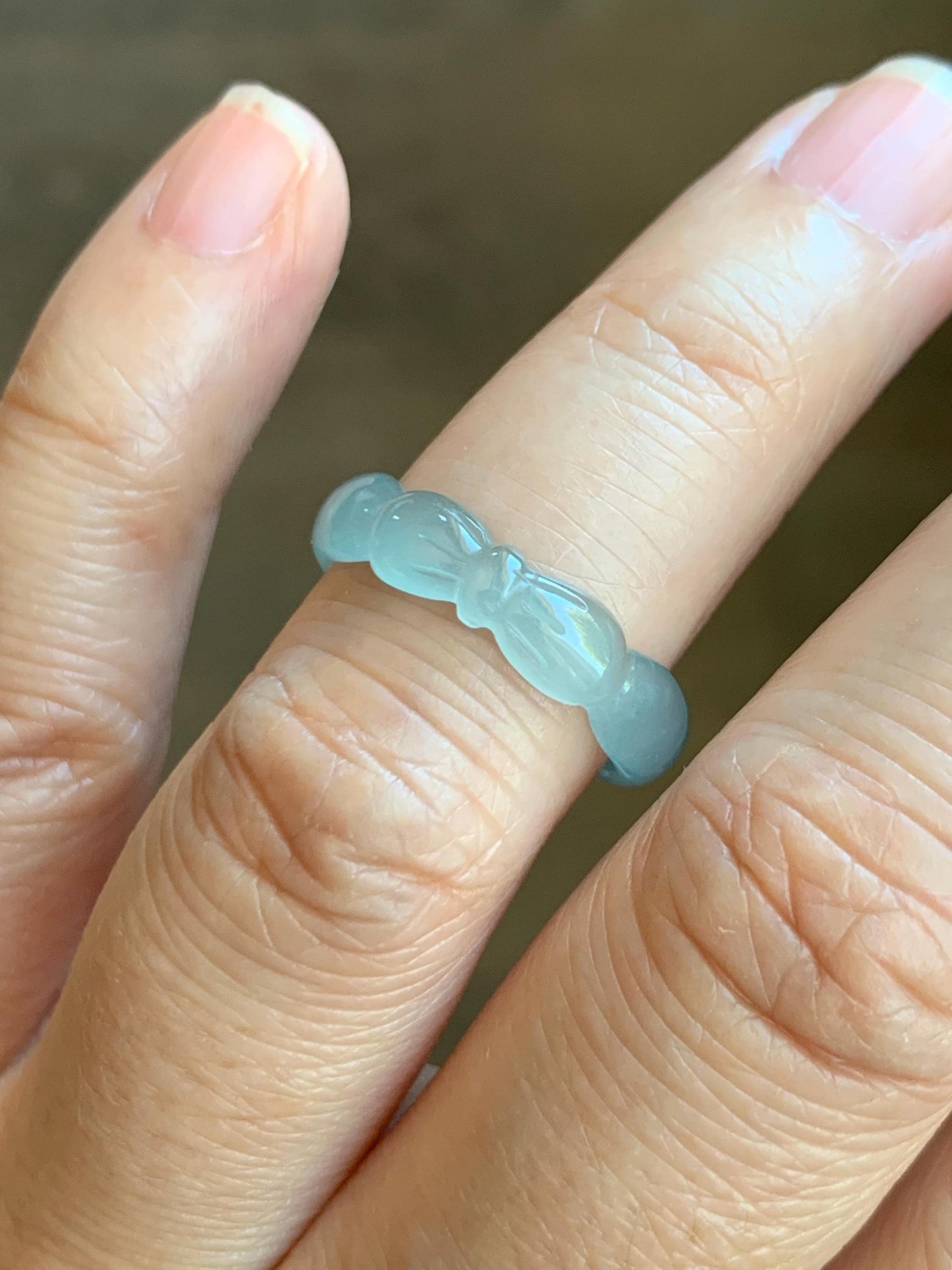 Natural Grade A Guatemalan Icy Highly Translucent Pastel Teal Jade Jadeite Carved Bow Band Ring Size 6 US 天然冰危起光浅蓝翡翠蝴蝶结戒圈 WHD55A