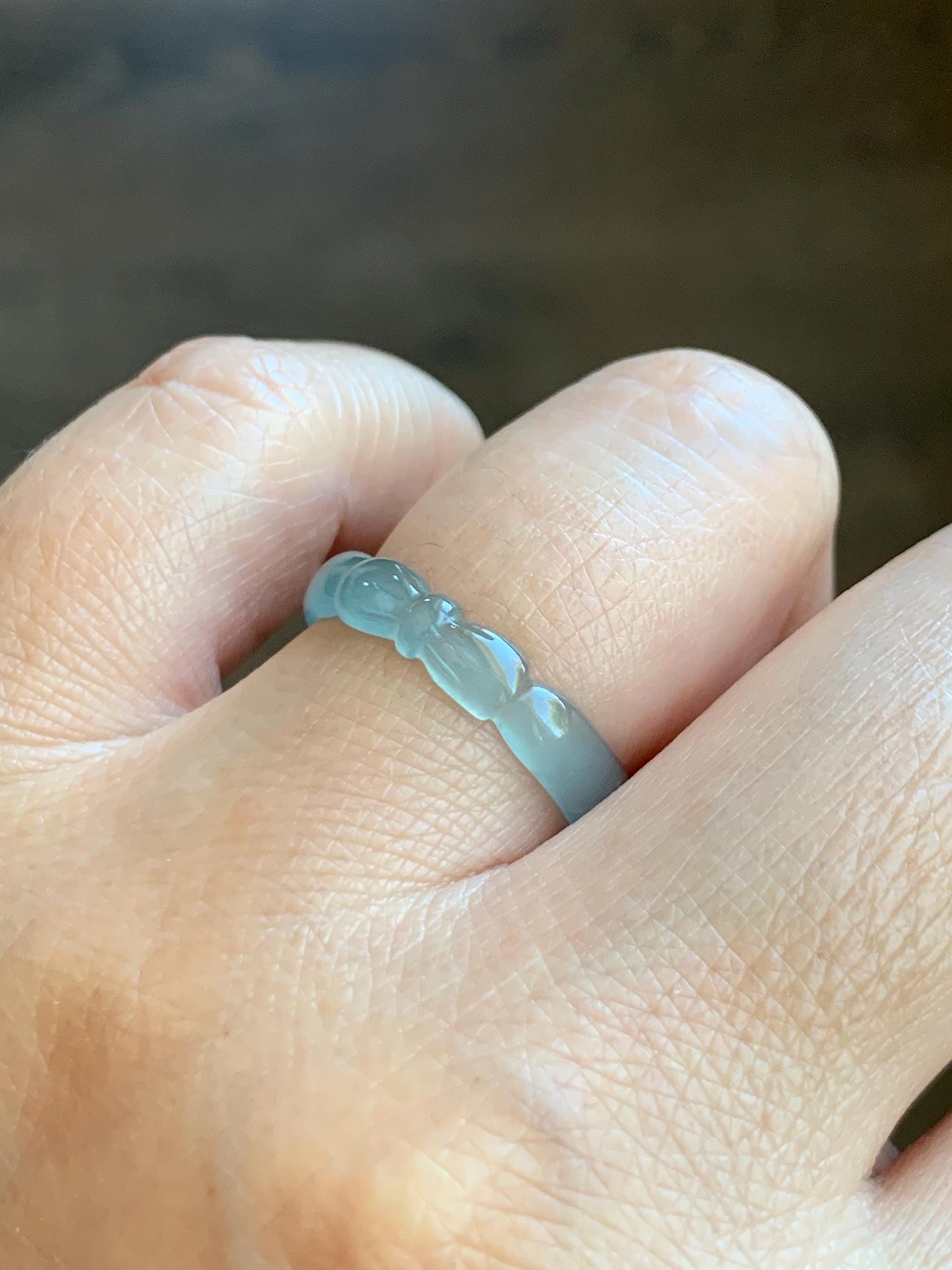 Natural Grade A Guatemalan Icy Highly Translucent Pastel Teal Jade Jadeite Carved Bow Band Ring Size 7.5 US 天然冰危起光浅蓝翡翠蝴蝶结戒圈 WHD55B