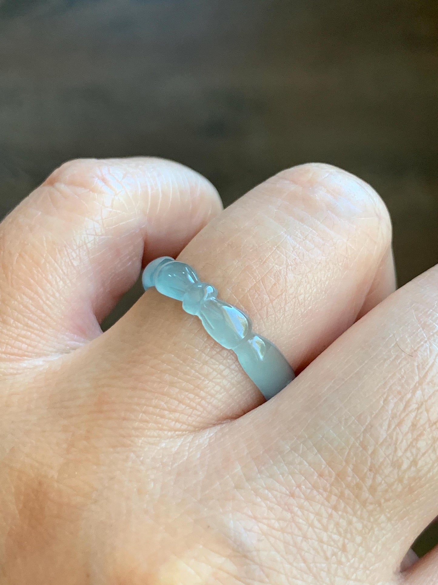 Natural Grade A Guatemalan Icy Highly Translucent Pastel Teal Jade Jadeite Carved Bow Band Ring Size 8.75 US 天然冰危起光浅蓝翡翠蝴蝶结戒圈 WHD55C