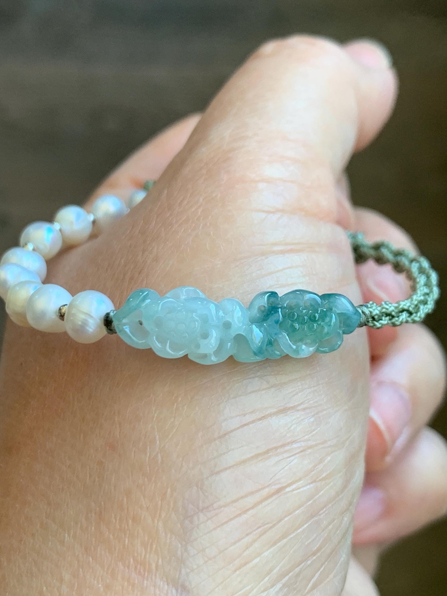 Natural Grade A Icy Translucent White Green Marbled Jadeite Double Lotus Flower Freshwater Pearls Rope Bracelet 7" 天然白冰飘绿花翡翠双莲花珍珠手绳 SLH130G