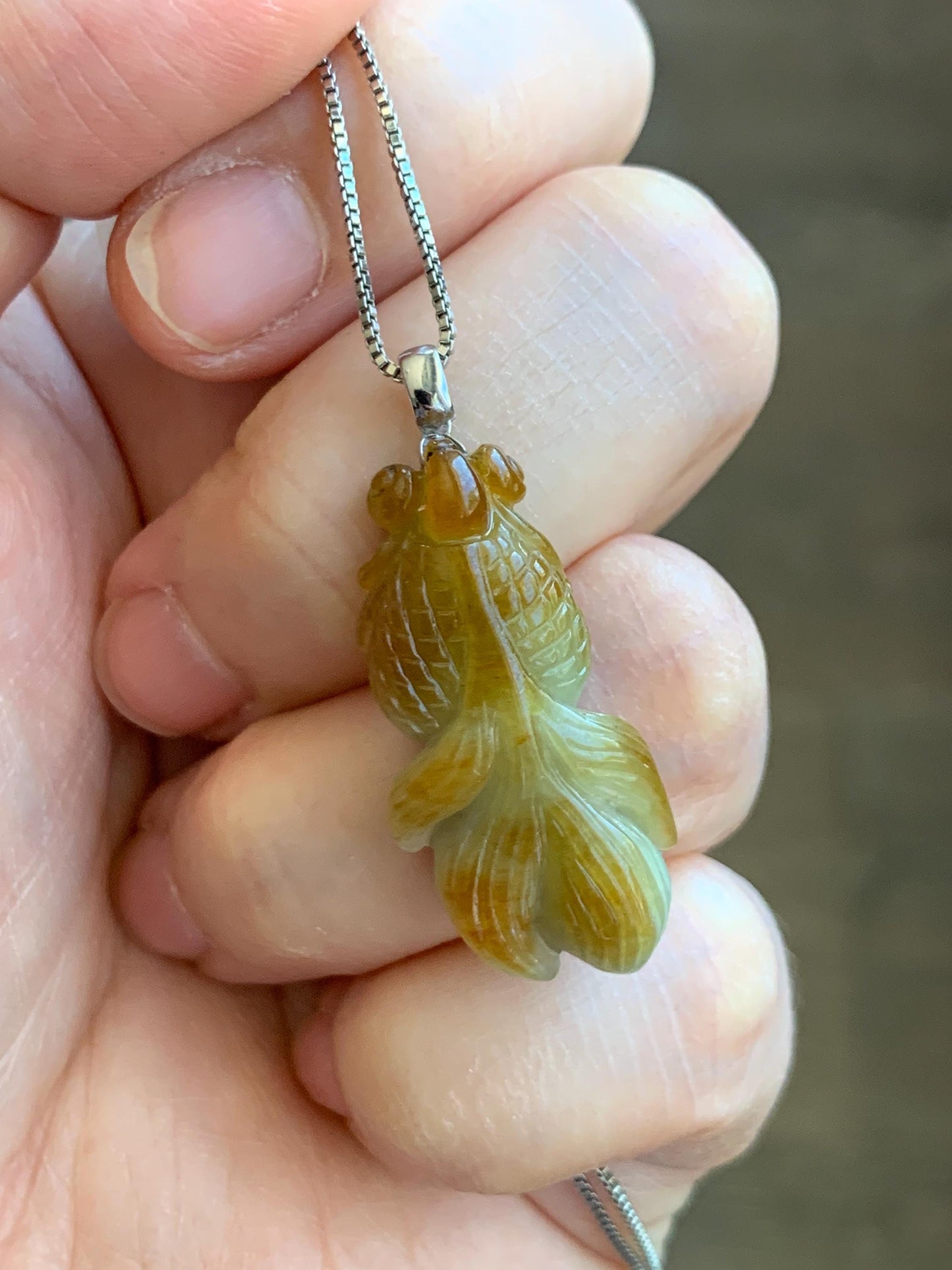 Natural Grade A Icy Translucent Yellow Marbled Jade Jadeite Carved Goldfish Pendant 18K White Gold 6g 天然黄翡翠金鱼金扣头吊坠 MJY100A