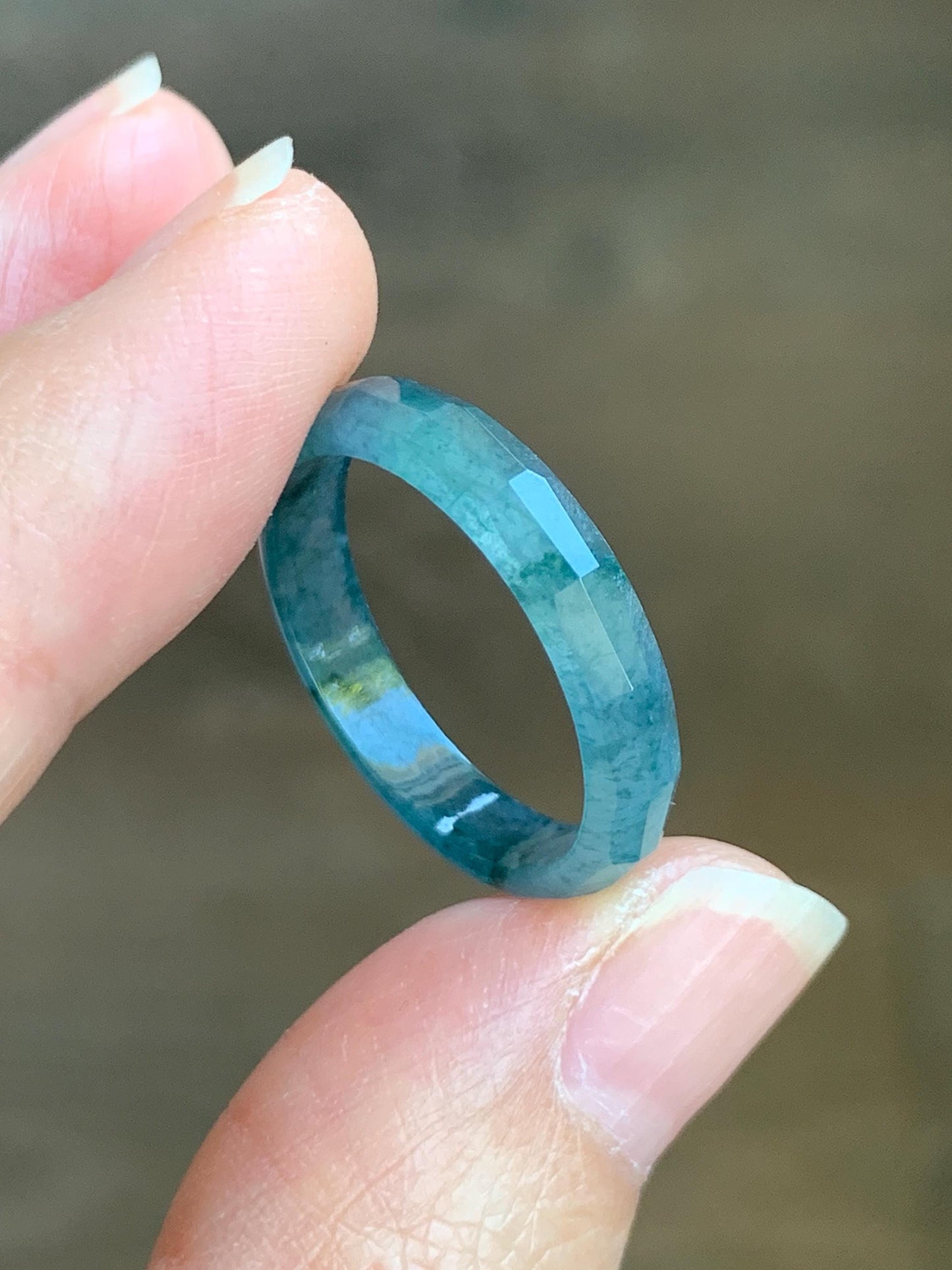 Natural Grade A Guatemalan Icy Highly Translucent Aegean Blue Jade Jadeite Faceted Band Ring Size 9 US 天然冰危牛仔蓝起光翡翠切割面戒圈 QGM80-G