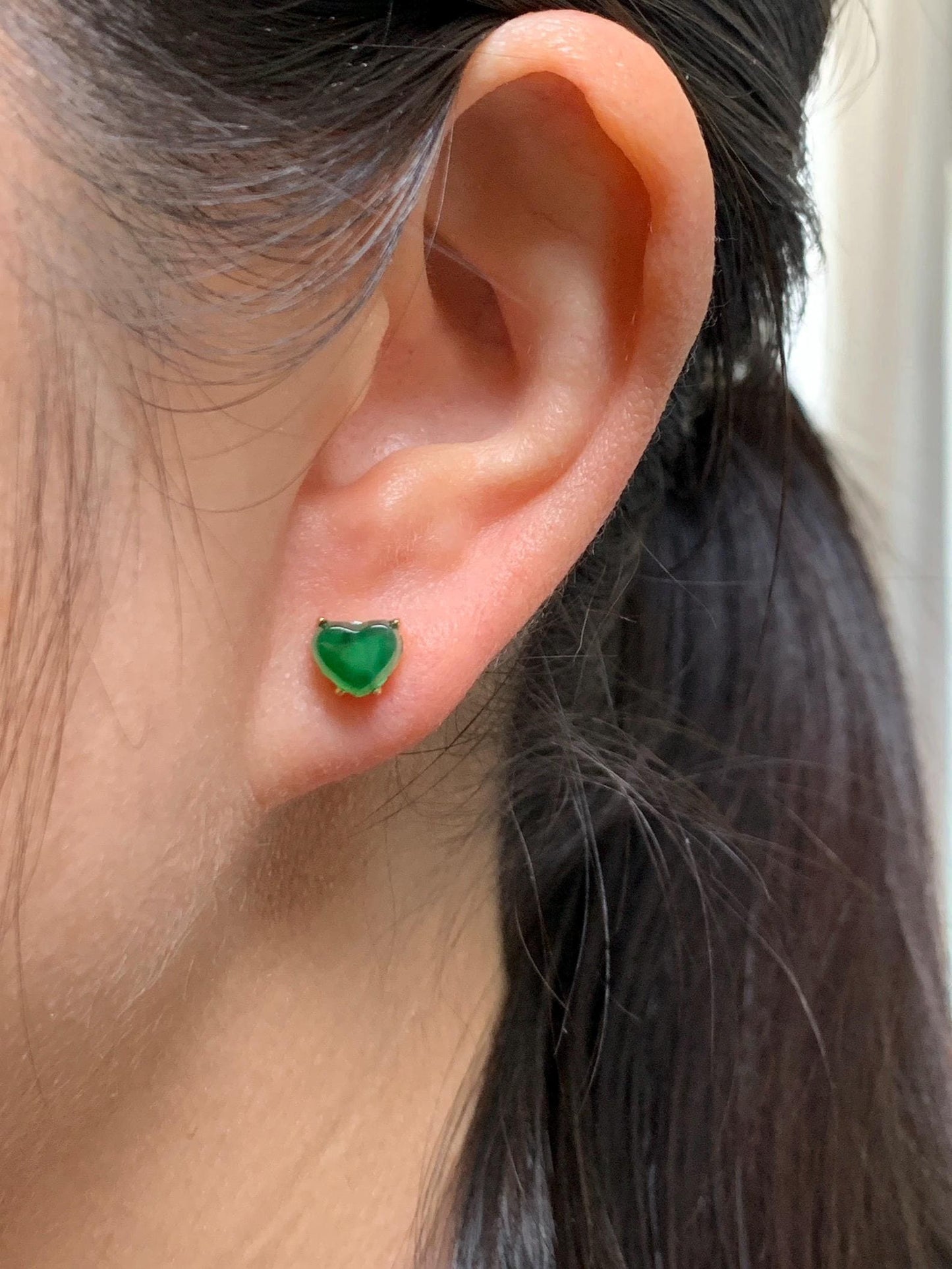 Natural Grade A Guatemalan Icy Translucent Vibrant Green Jade Jadeite Heart Stud Earrings Sterling Silver Gold Overlay 天然冰危绿翡翠爱心银耳钉 XLX88