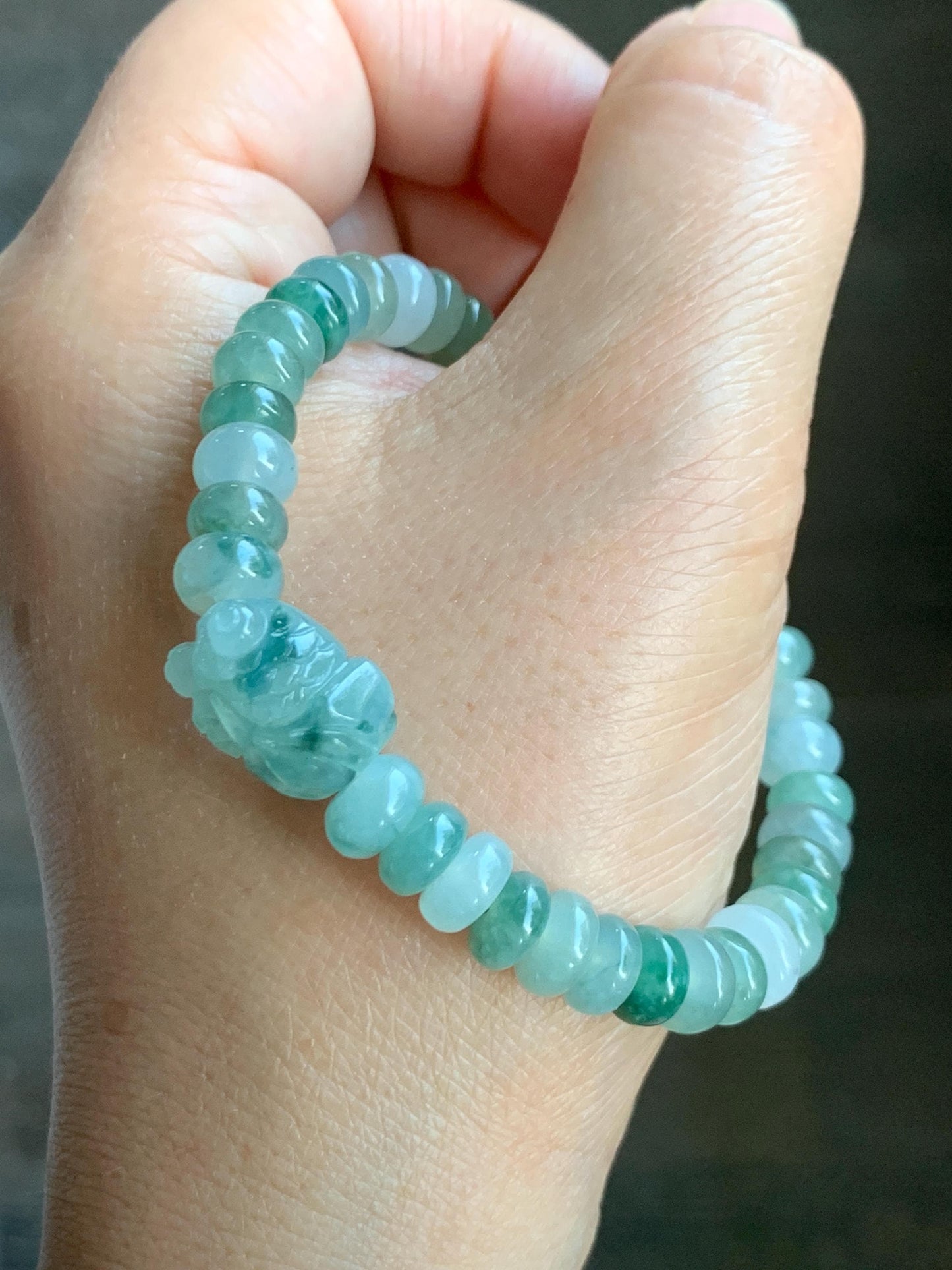 Natural Grade A Icy Translucent Multi-Shaded Light Green Jade Jadeite Drum Beads Goldfish Charm Beaded Bracelet 7" 天然冰胶浅绿多宝翡翠鼓珠金鱼手串 DBY291