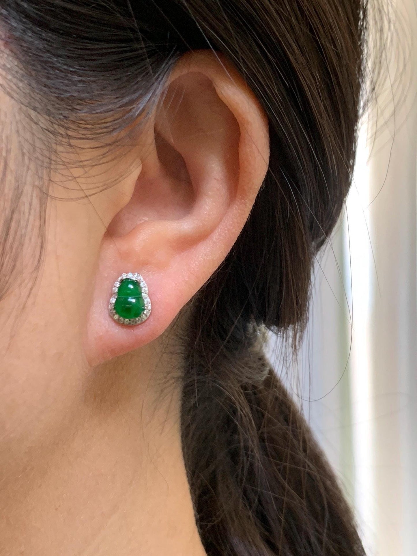 Natural Guatemalan Grade A Icy Translucent Vibrant Green Jade Jadeite Gourd Hulu Stud Earrings Sterling Silver 天然冰危绿翡翠葫芦镶嵌耳钉 YLH96