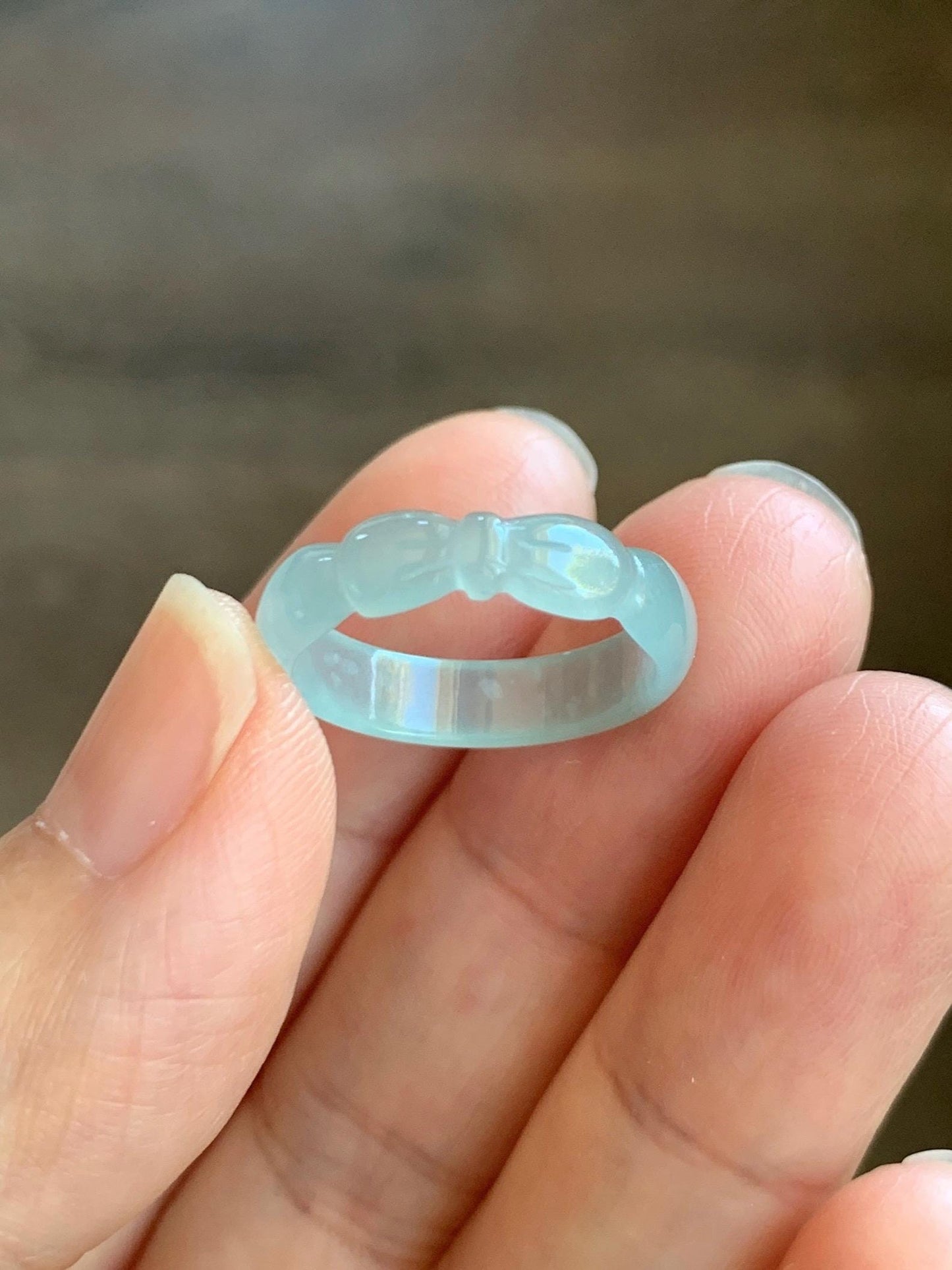 Natural Grade A Guatemalan Icy Highly Translucent Pastel Teal Jade Jadeite Carved Bow Band Ring Size 6 US 天然冰危起光浅蓝翡翠蝴蝶结戒圈 WHD55A