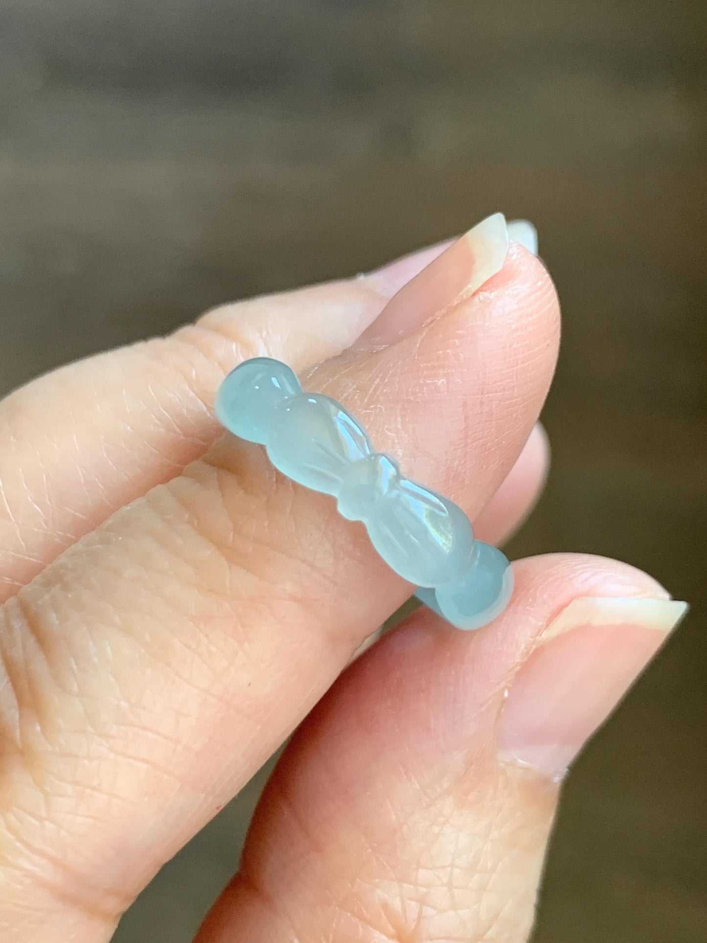 Natural Grade A Guatemalan Icy Highly Translucent Pastel Teal Jade Jadeite Carved Bow Band Ring Size 6 US 天然冰危起光浅蓝翡翠蝴蝶结戒圈 WHD55A