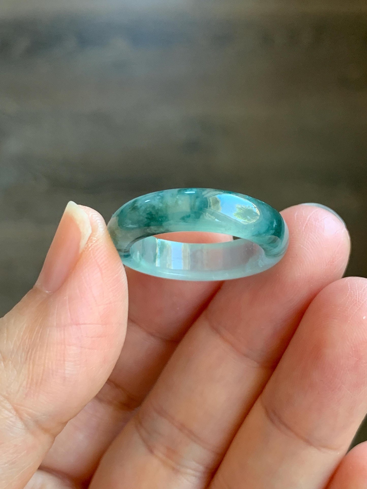 Certified Natural Grade A Icy Translucent Gelatinous Old Mine Green Marbled Jade Jadeite Band Ring Size 9 US 4.17g 天然冰胶浅绿飘花翡翠戒圈 8747