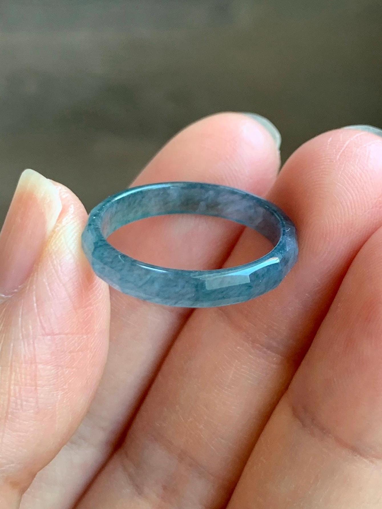 Natural Grade A Guatemalan Icy Highly Translucent Aegean Blue Jade Jadeite Faceted Band Ring Size 7.75 US 天然冰危牛仔蓝起光翡翠切割面戒圈 QGM80-A