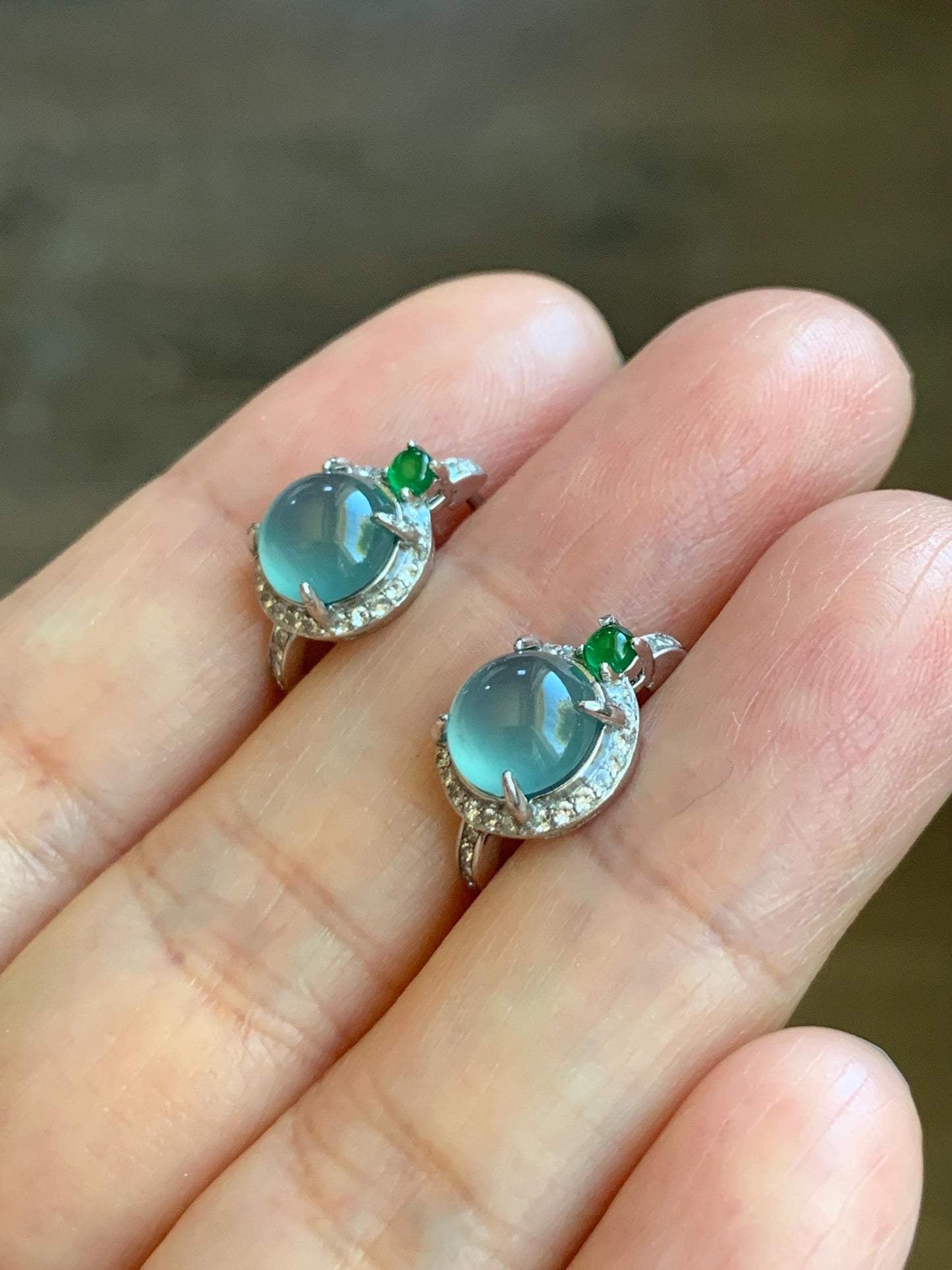 Natural Grade A Guatemalan Icy Highly Translucent Light Teal Blue Jade Jadeite Halo Huggie Earrings Sterling Silver 天然冰危起光淡蓝翡翠镶嵌耳包 DLE120