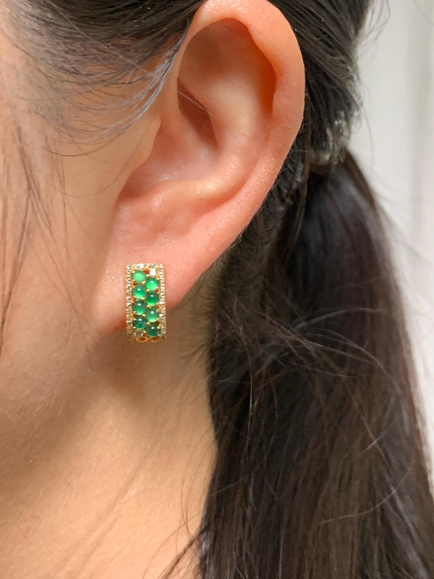 Natural Grade A Guatemalan Icy Highly Translucent Vibrant Green Jade Jadeite Hoop Huggie Earrings Sterling Silver 天然冰危绿翡翠银镶耳包 DDG99