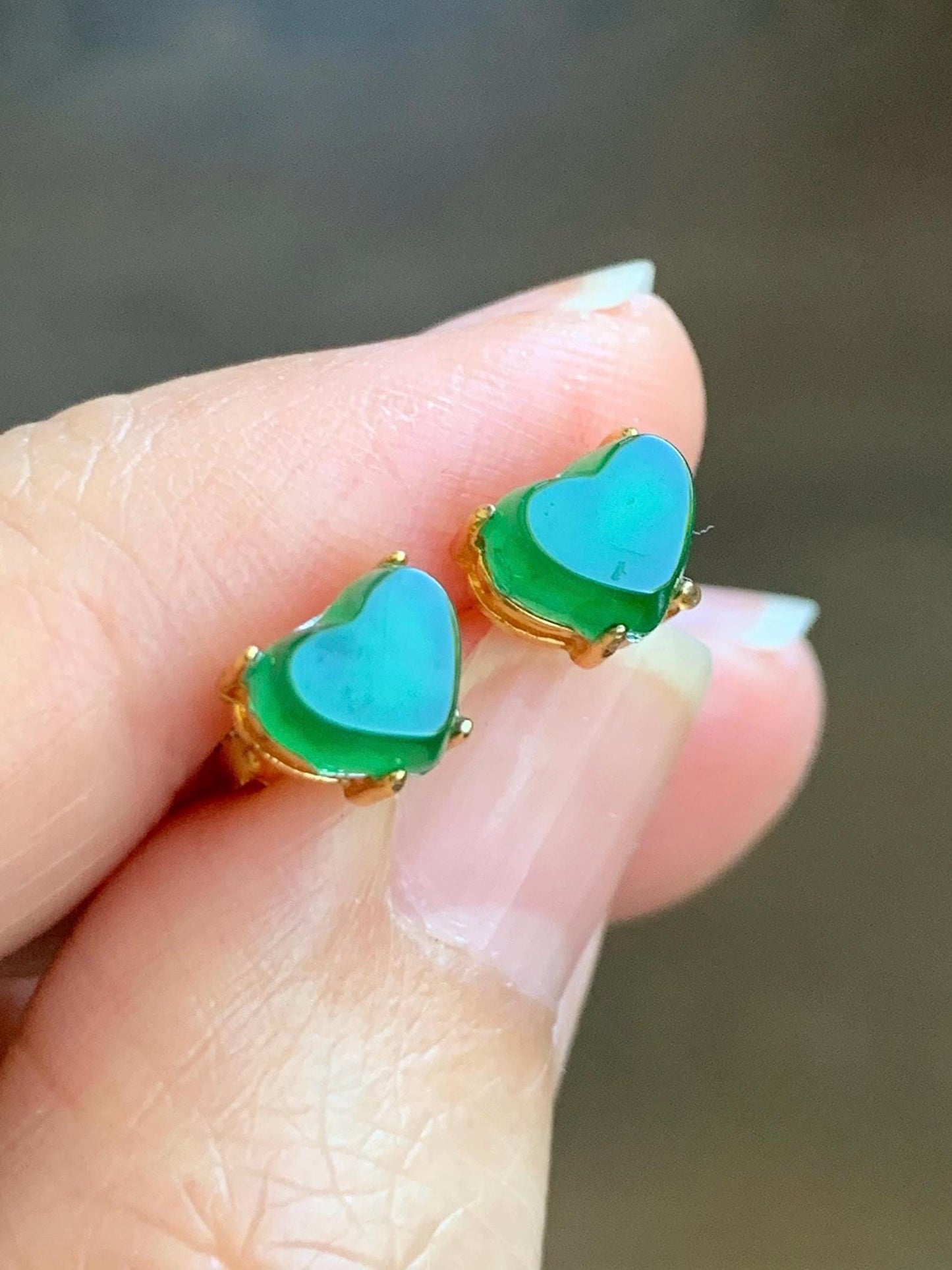 Natural Grade A Guatemalan Icy Translucent Vibrant Green Jade Jadeite Heart Stud Earrings Sterling Silver Gold Overlay 天然冰危绿翡翠爱心银耳钉 XLX88