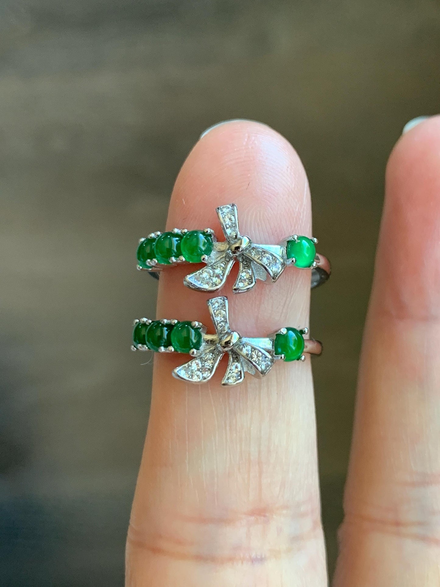 Natural Grade A Guatemalan Icy Translucent Vibrant Green Jade Jadeite Bow Design Sterling Silver Ring 天然冰危绿翡翠蝴蝶结款银镶戒指 LHD110