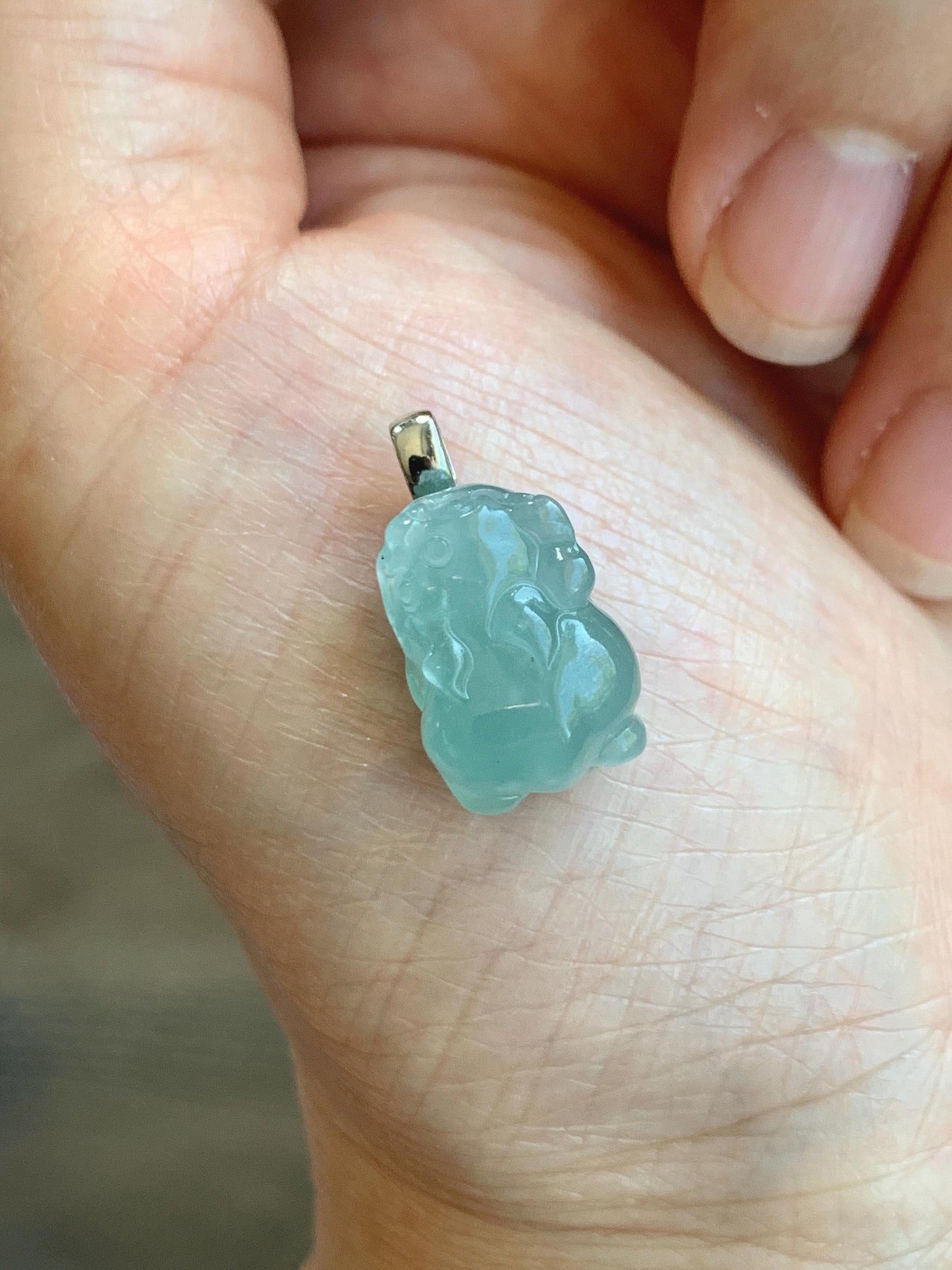 Natural Grade A Guatemalan Icy highly Translucent Gelatinous Teal Blue Jadeite Pudgy Pixiu Pendant 18K White Gold 天然老种冰危蓝起胶翡翠小貔貅吊坠 JGP160B