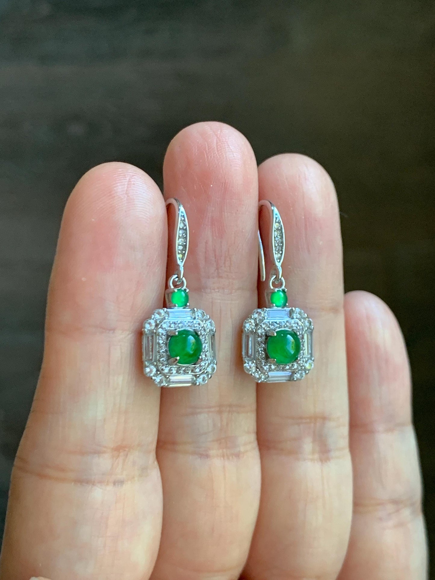 Natural Grade A Guatemalan Icy Translucent Vibrant Green Jade Jadeite Art Deco Style Dangle Earrings Sterling Silver 天然冰危绿翡翠银镶耳钩 ADED88