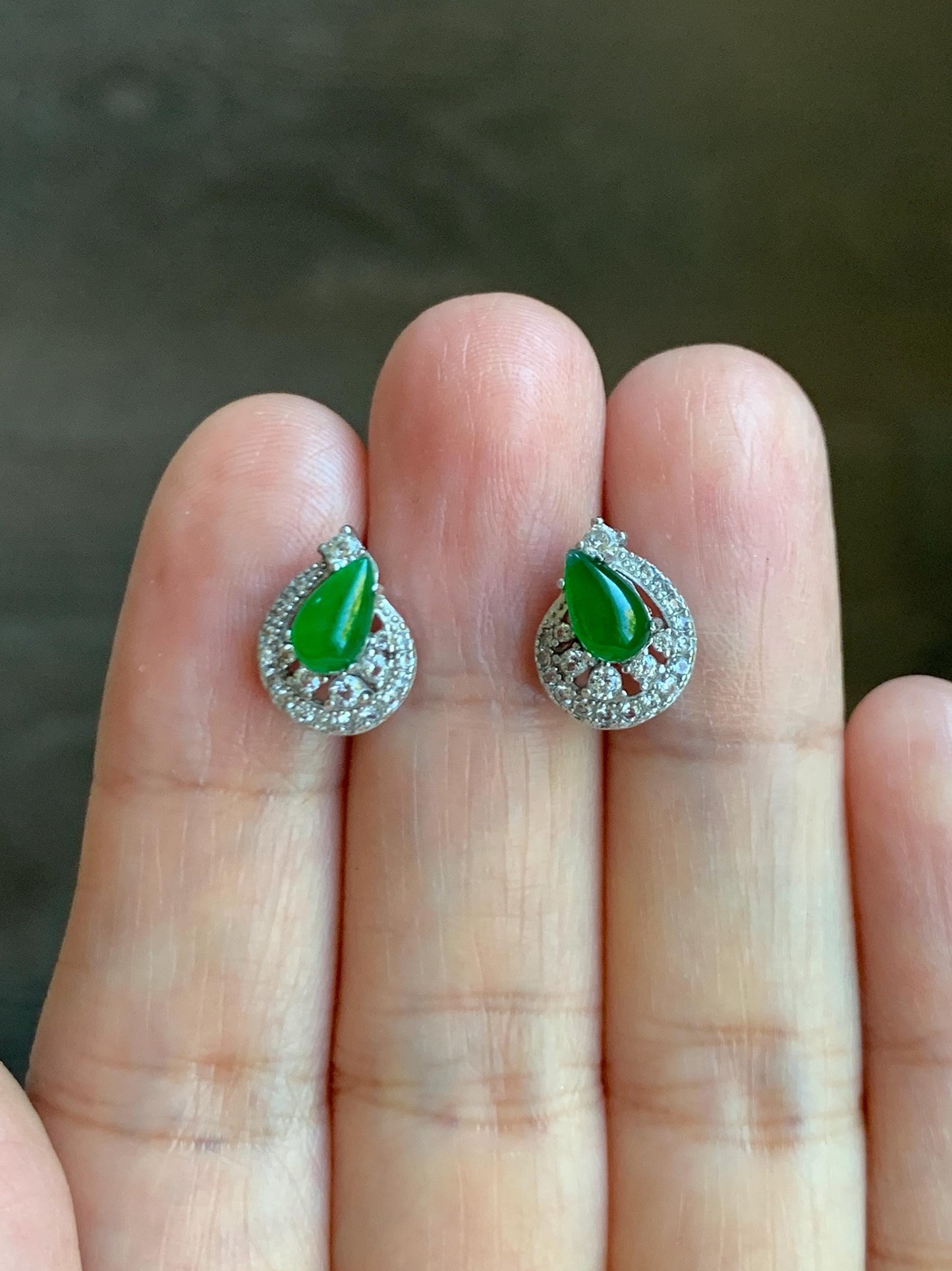 Natural Guatemalan Grade A Icy Translucent Vibrant Green Jade Jadeite Teardrop Stud Earrings Sterling Silver 天然冰危绿翡翠水滴蛋面镶嵌耳钉 LSD77