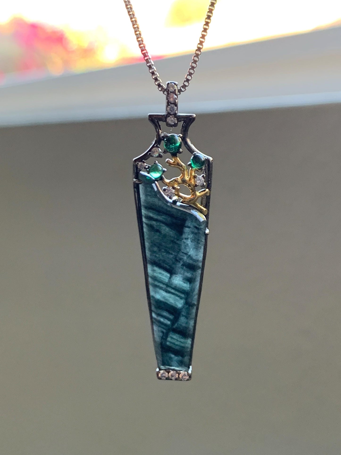 Natural Grade A Guatemalan Icy Highly Translucent Wuji Jadeite Wu Shi Pai Vase Pendant Sterling Silver 3g 天然冰胶危乌鸡翡翠无事牌镶嵌花瓶吊坠 WJP180